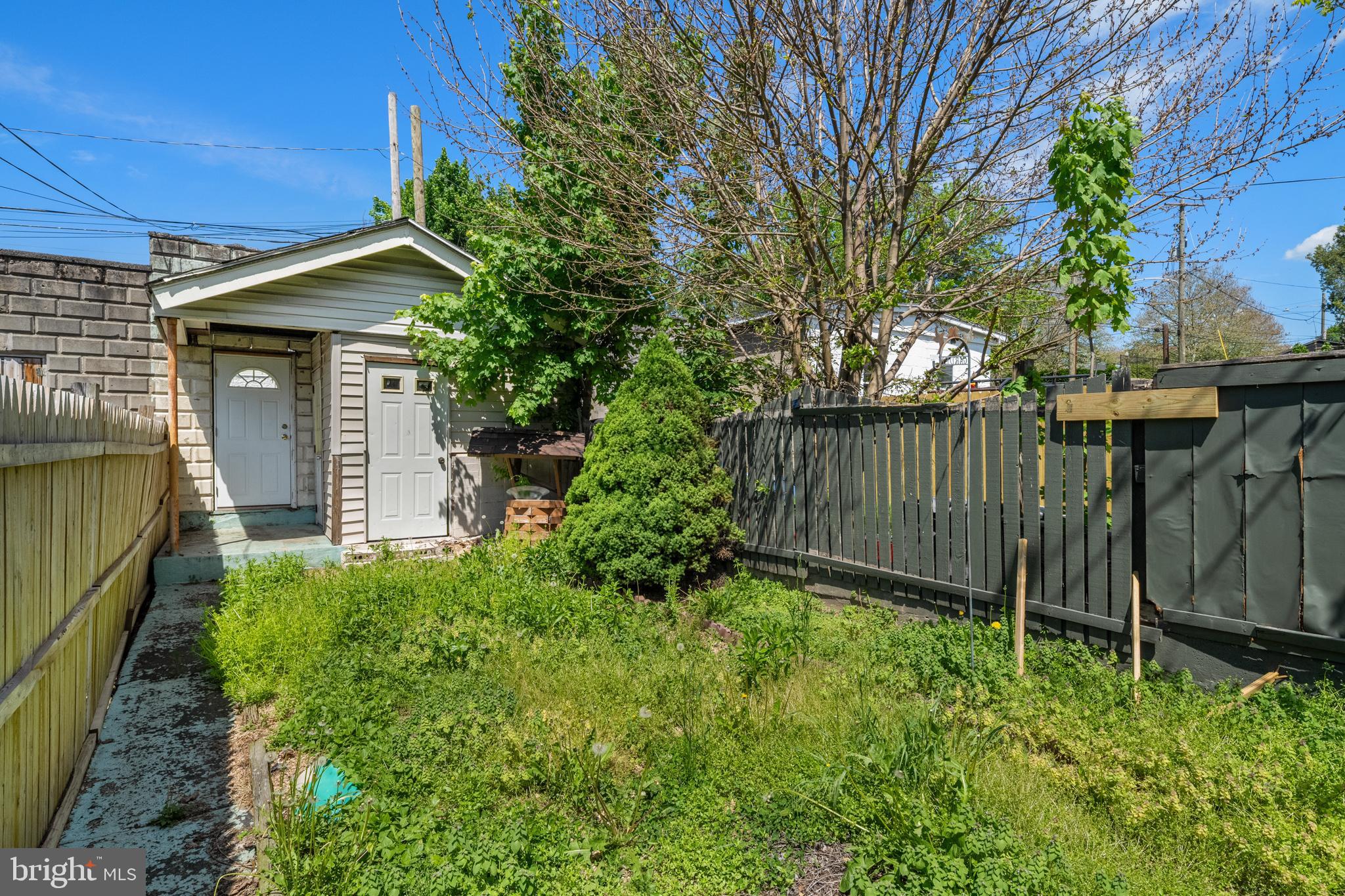 POTTSTOWN - Residential