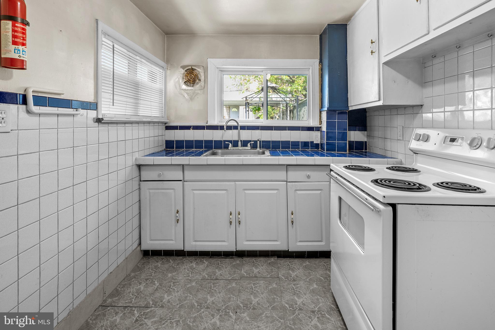 POTTSTOWN - Residential