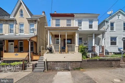 507 Beech Street, Pottstown, PA MLS: PAMC2179176