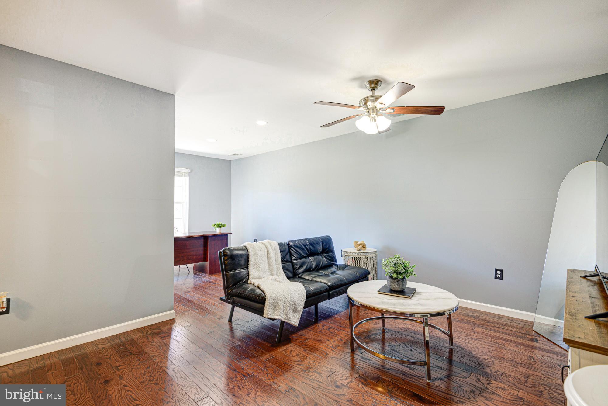 HYETTS CROSSING - Residential