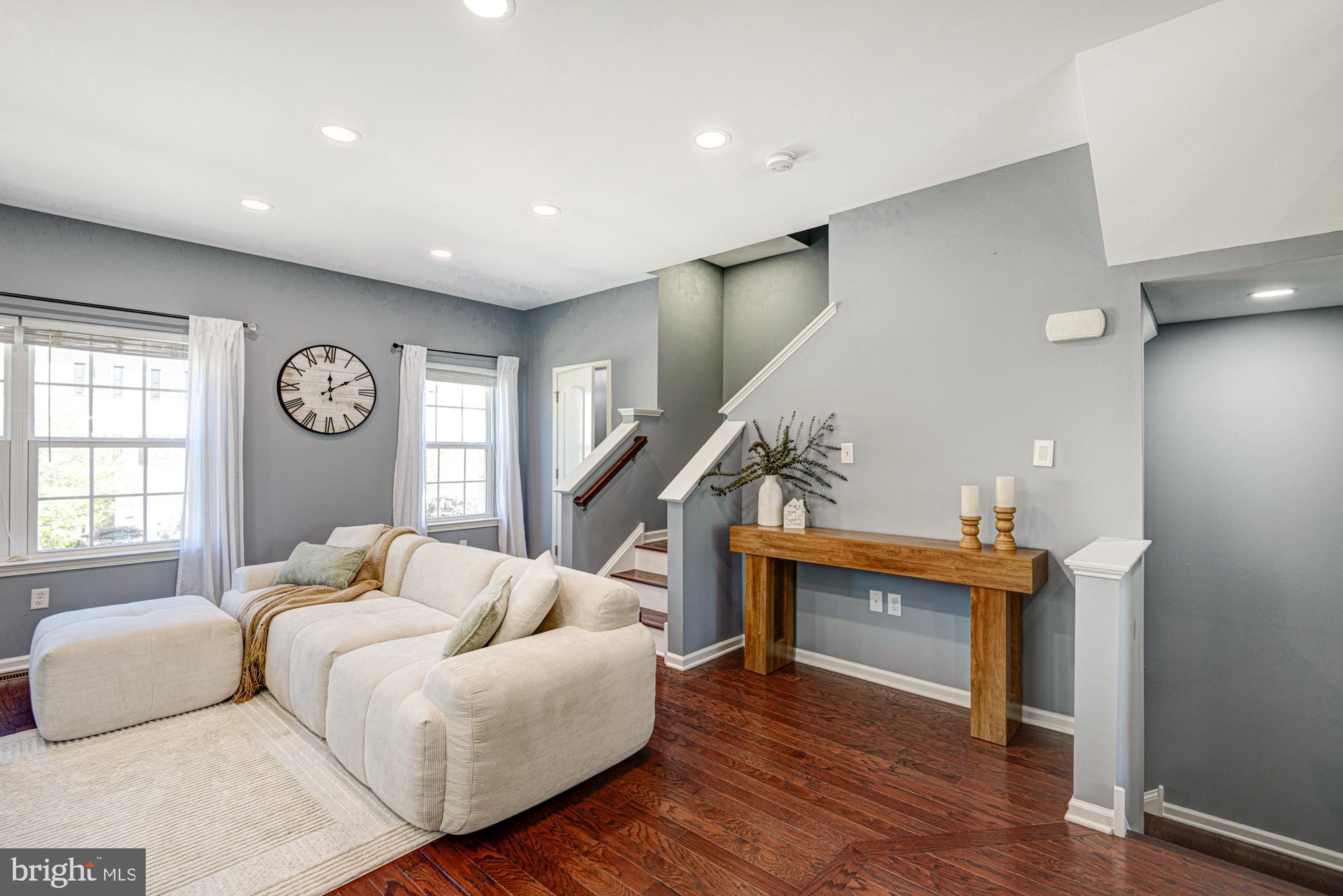 HYETTS CROSSING - Residential