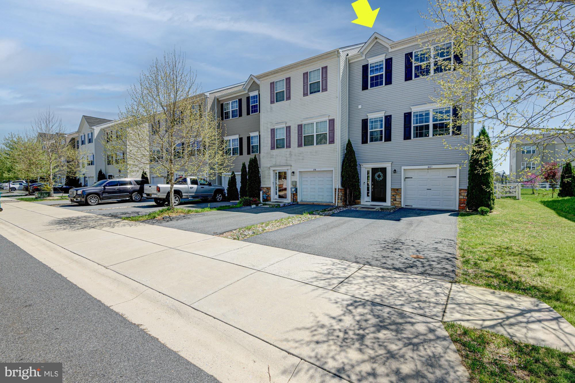 HYETTS CROSSING - Residential