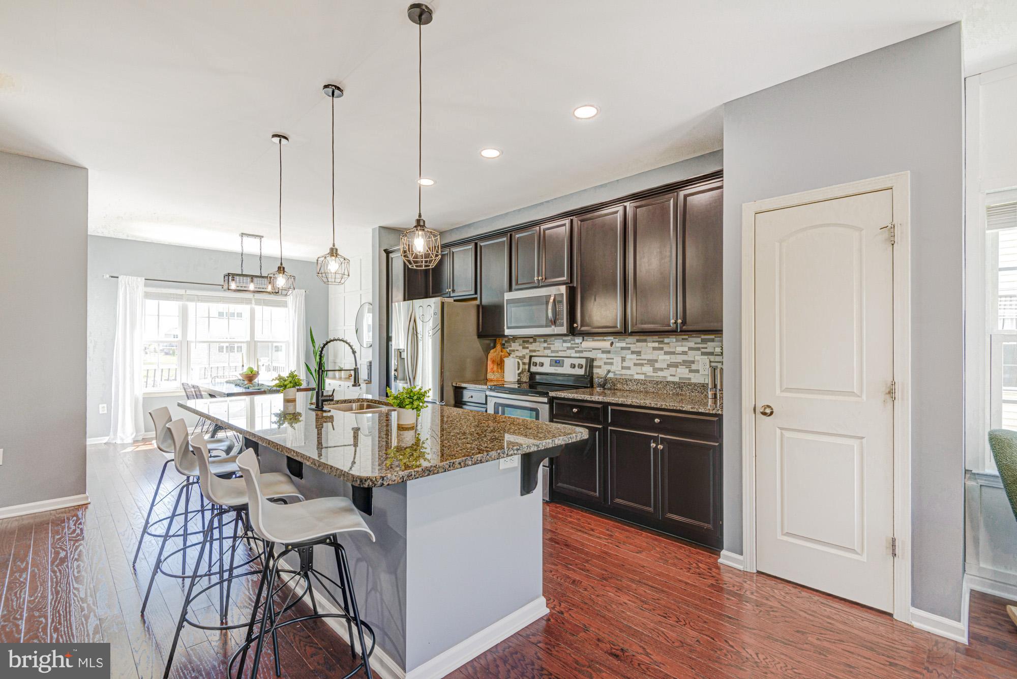 HYETTS CROSSING - Residential