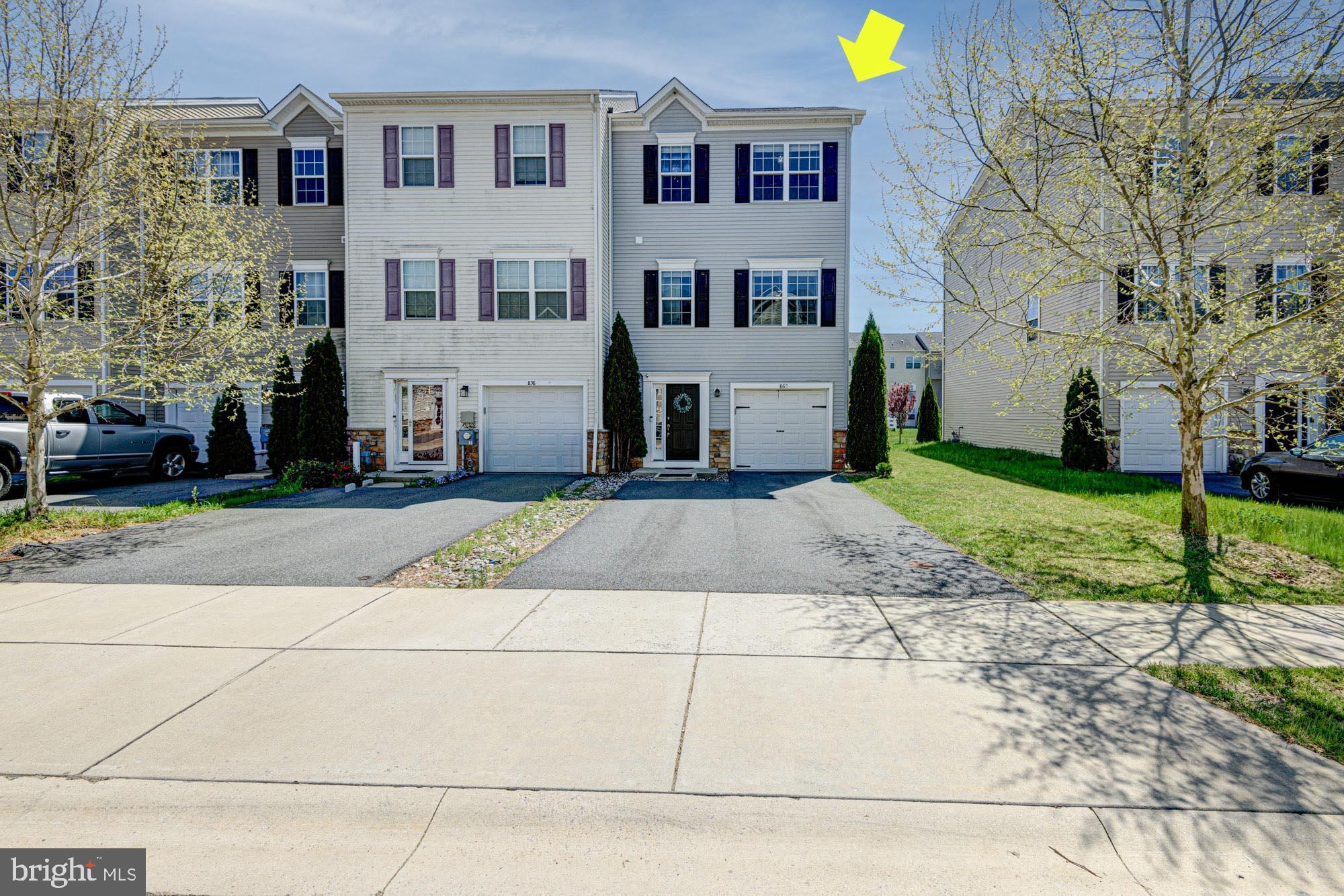 HYETTS CROSSING - Residential