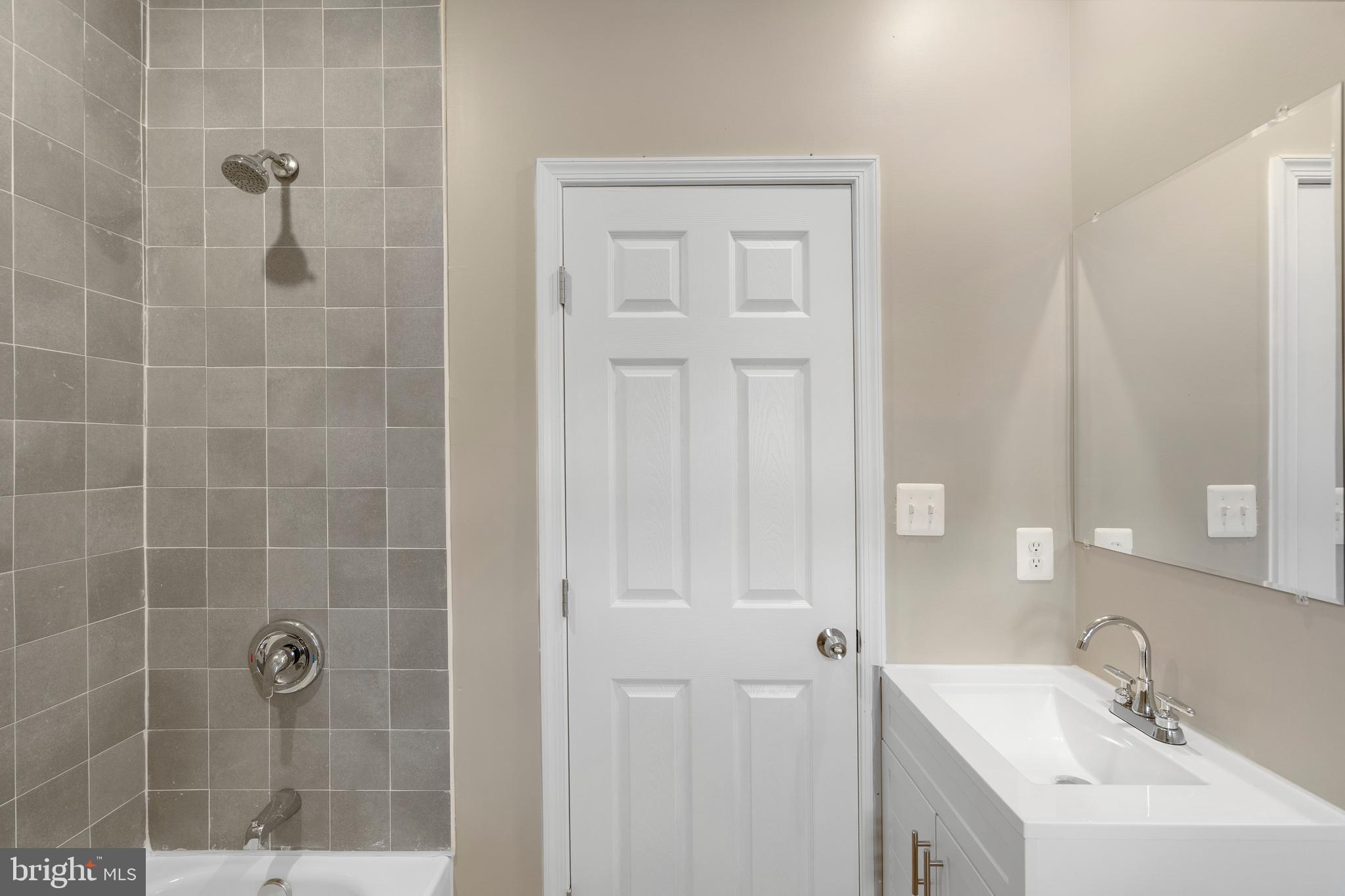 ASHBURTON - Residential Lease