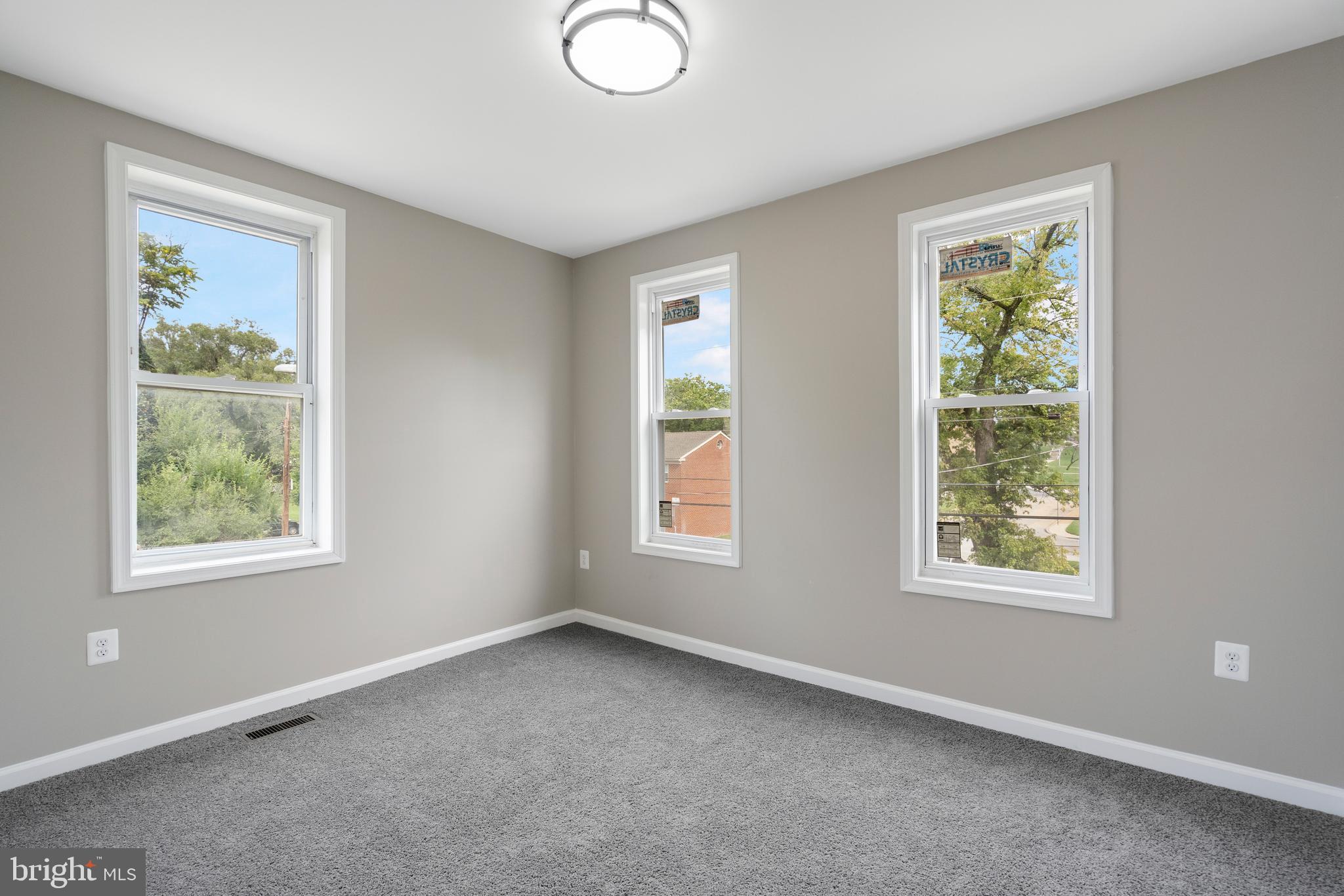 ASHBURTON - Residential Lease