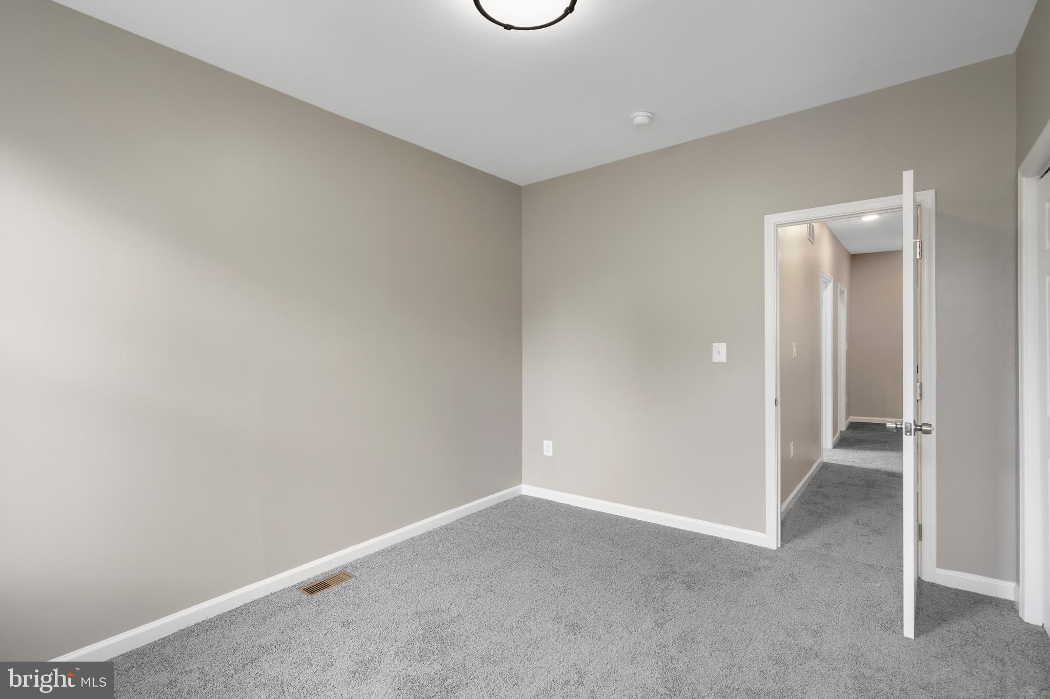 ASHBURTON - Residential Lease