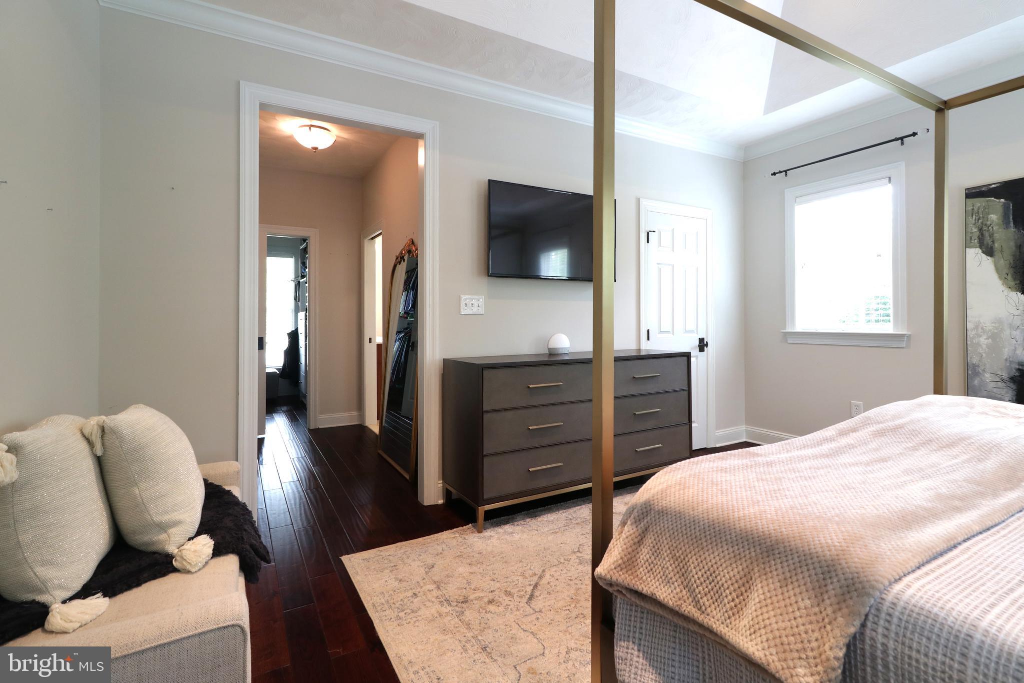 CAMBRIDGE CROSSING - Residential