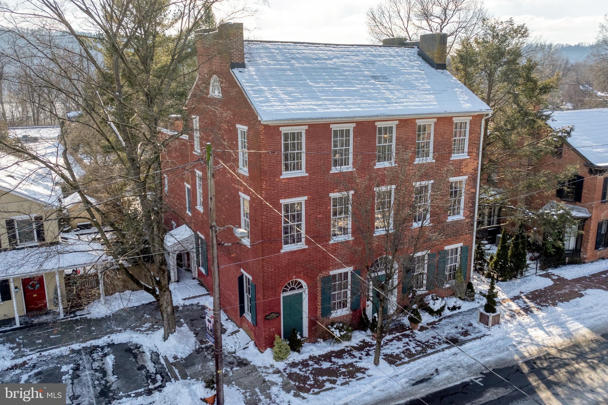 219 W MARKET STREET
