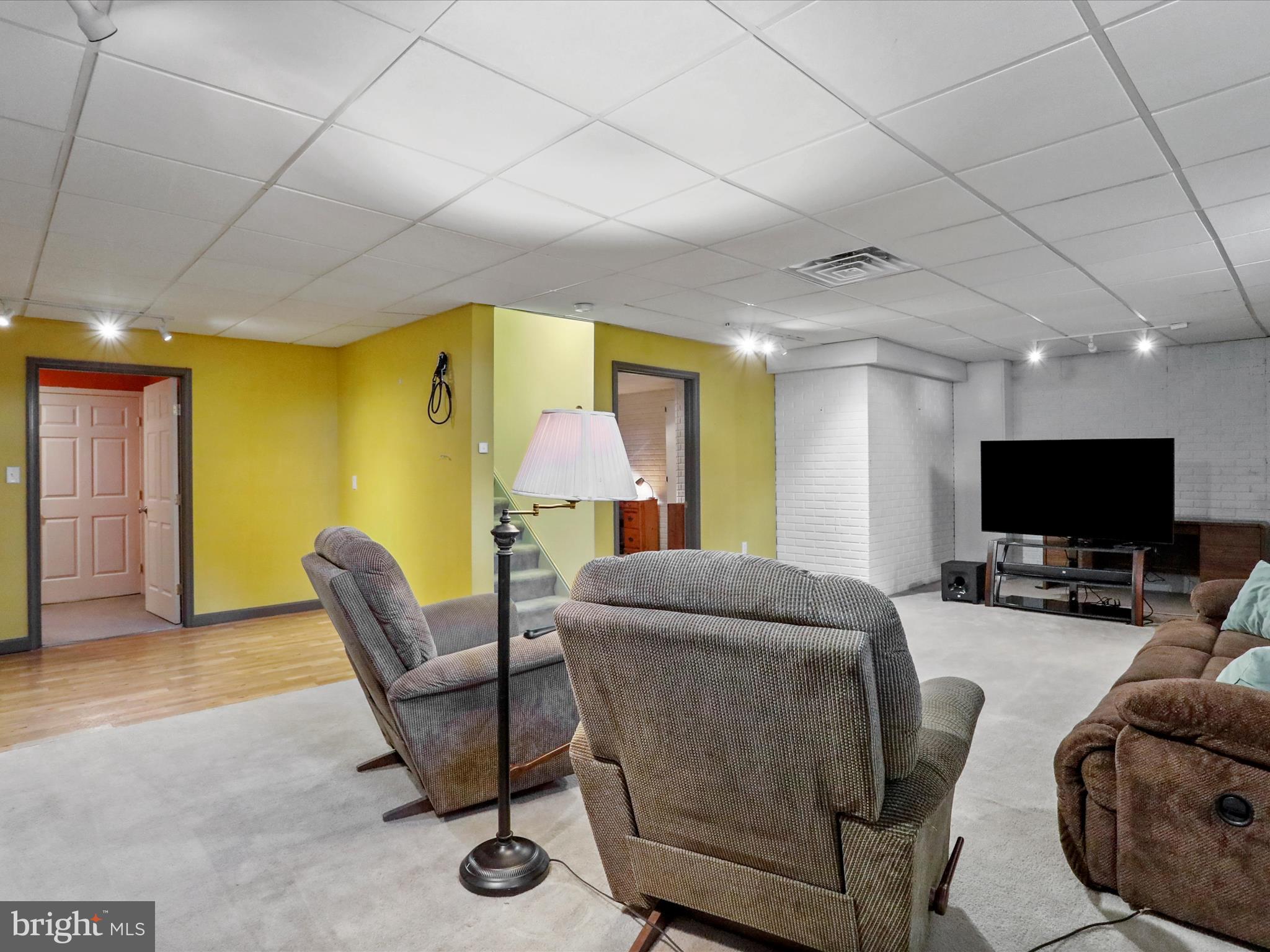 ORCHARD ESTATES - Residential