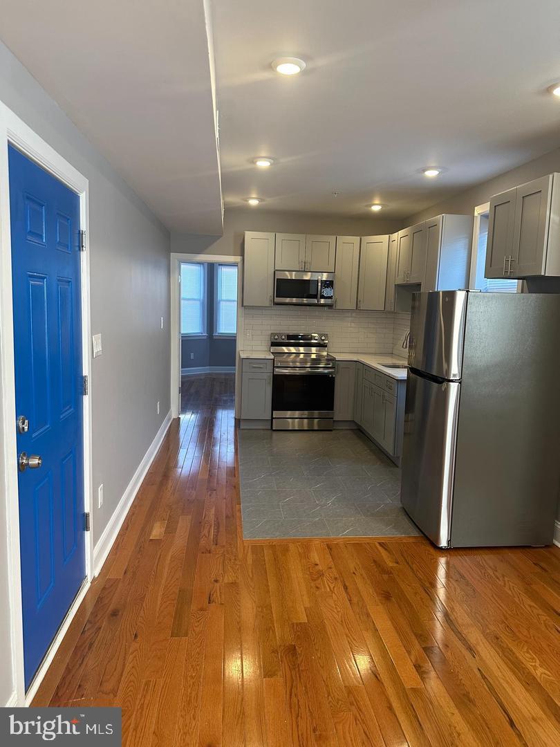 HUNTING PARK - Residential Income