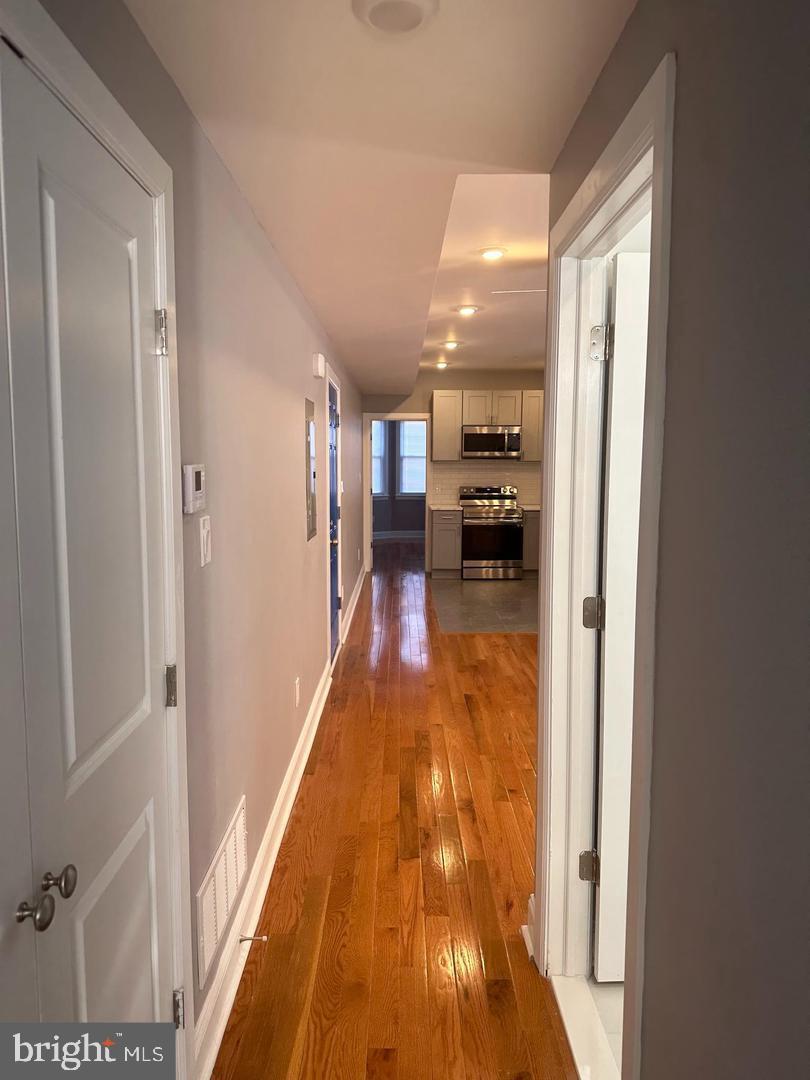 HUNTING PARK - Residential Income