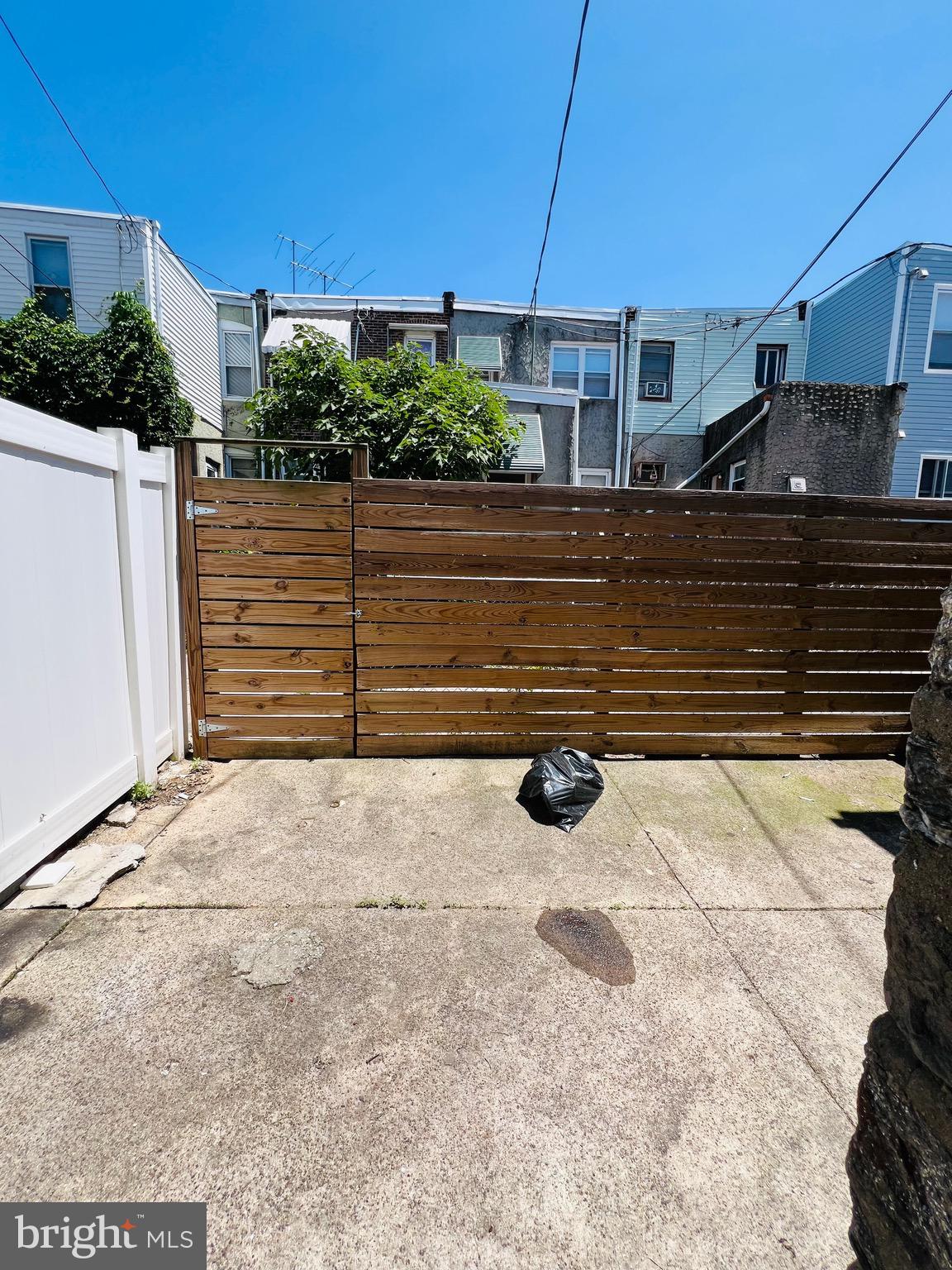 PHILADELPHIA (SOUTH) - Residential