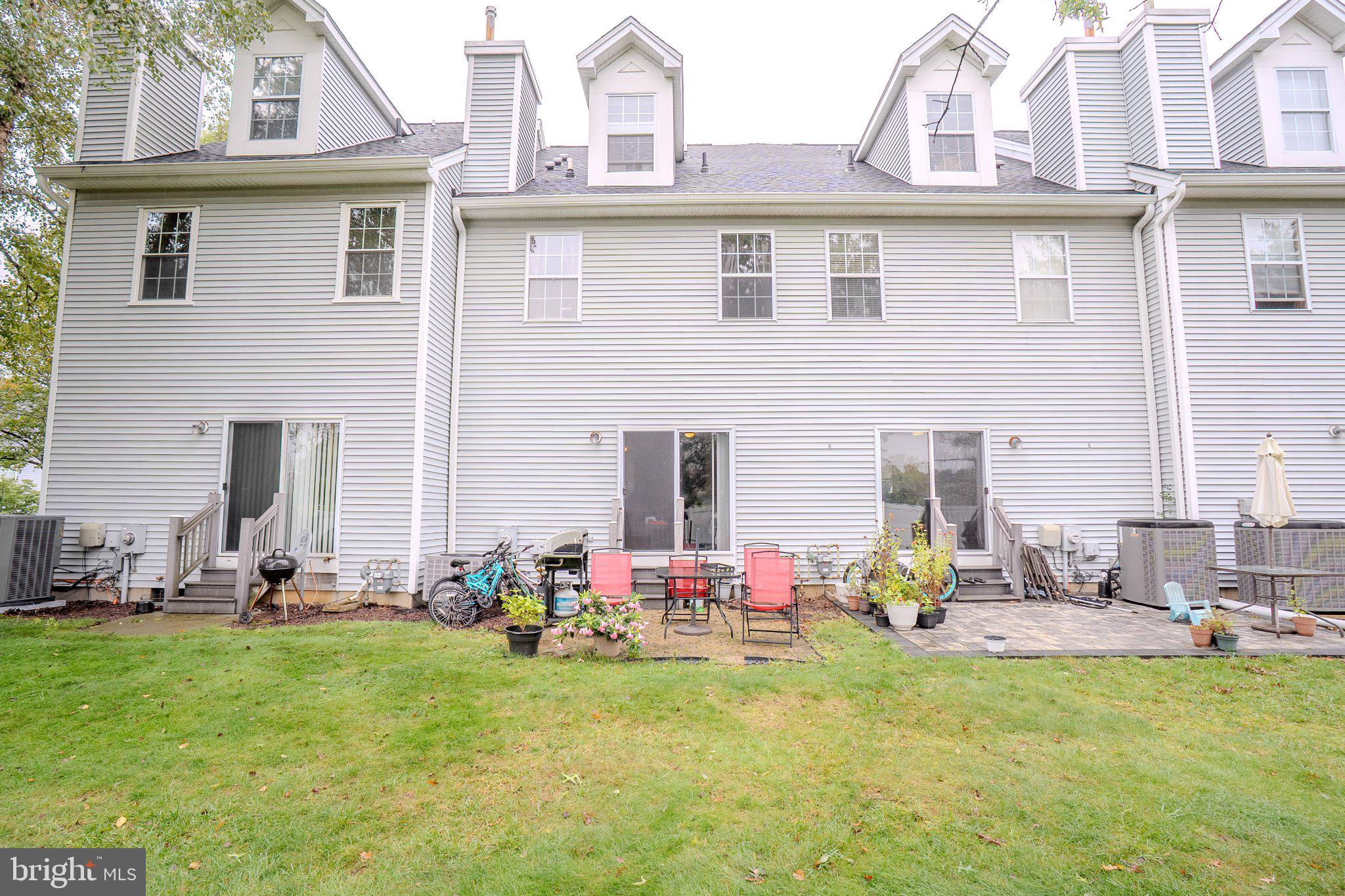 702 BLOSSOM CIRCLE