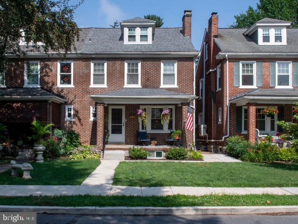 Photo of 818 State Street, LANCASTER, PA 17603 (MLS # PALA2073112)