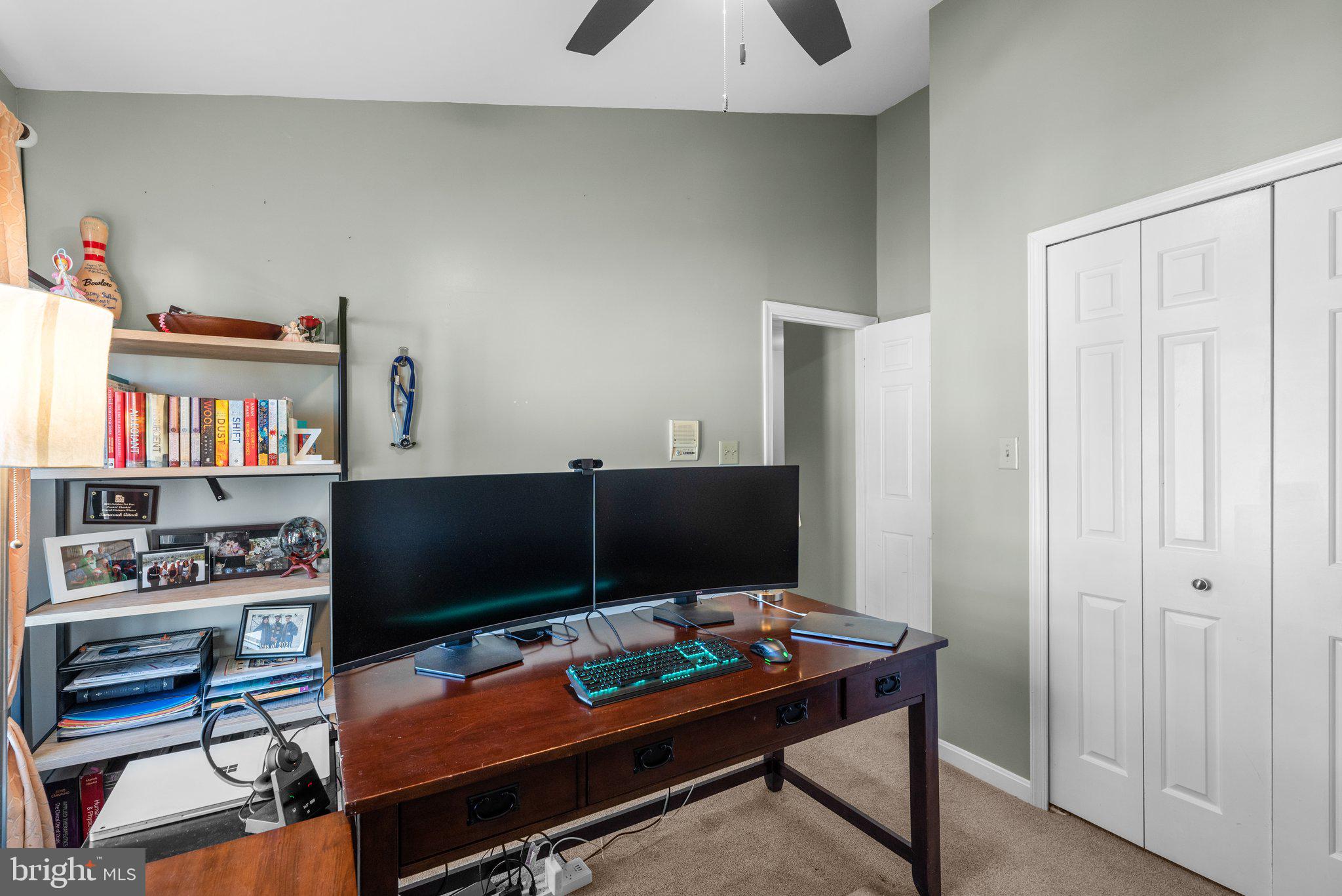 SEVEN OAKS - Residential