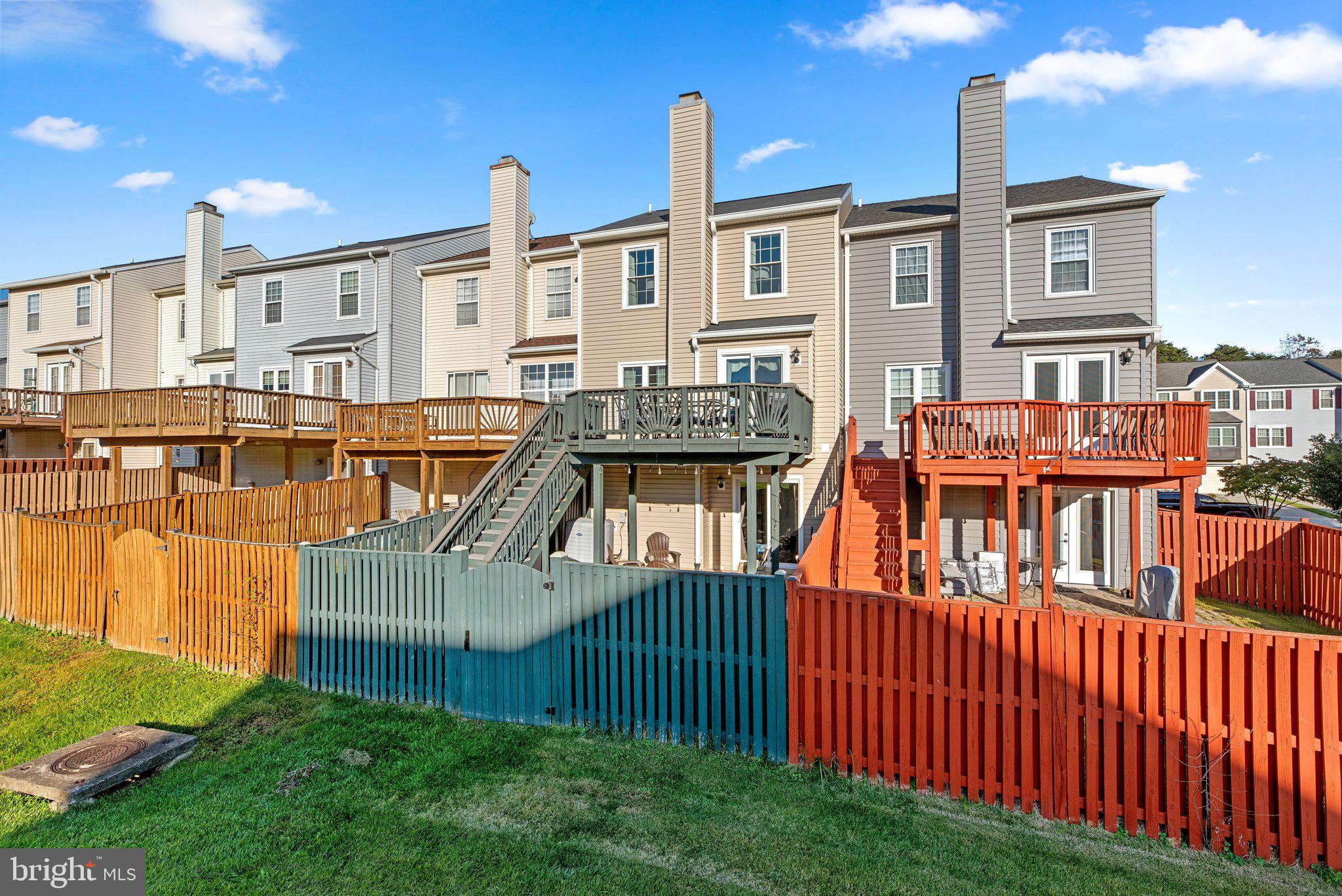 SEVEN OAKS - Residential