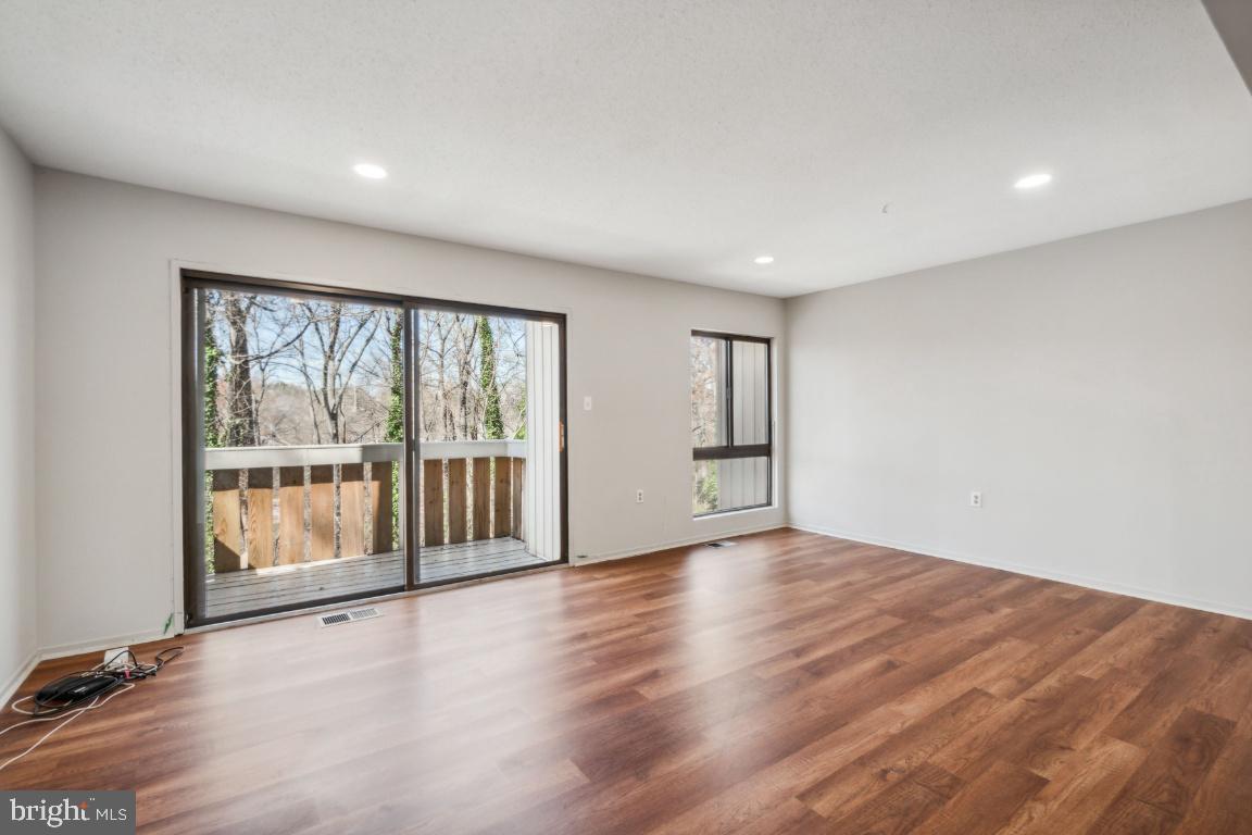 RIPPON LANDING - Residential