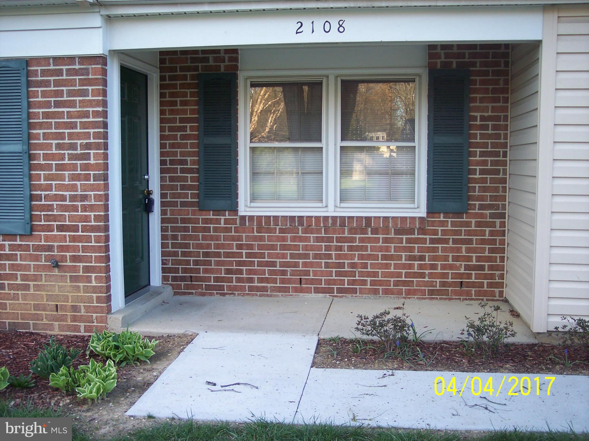 ST CHARLES WAKEFIELD - Residential Lease