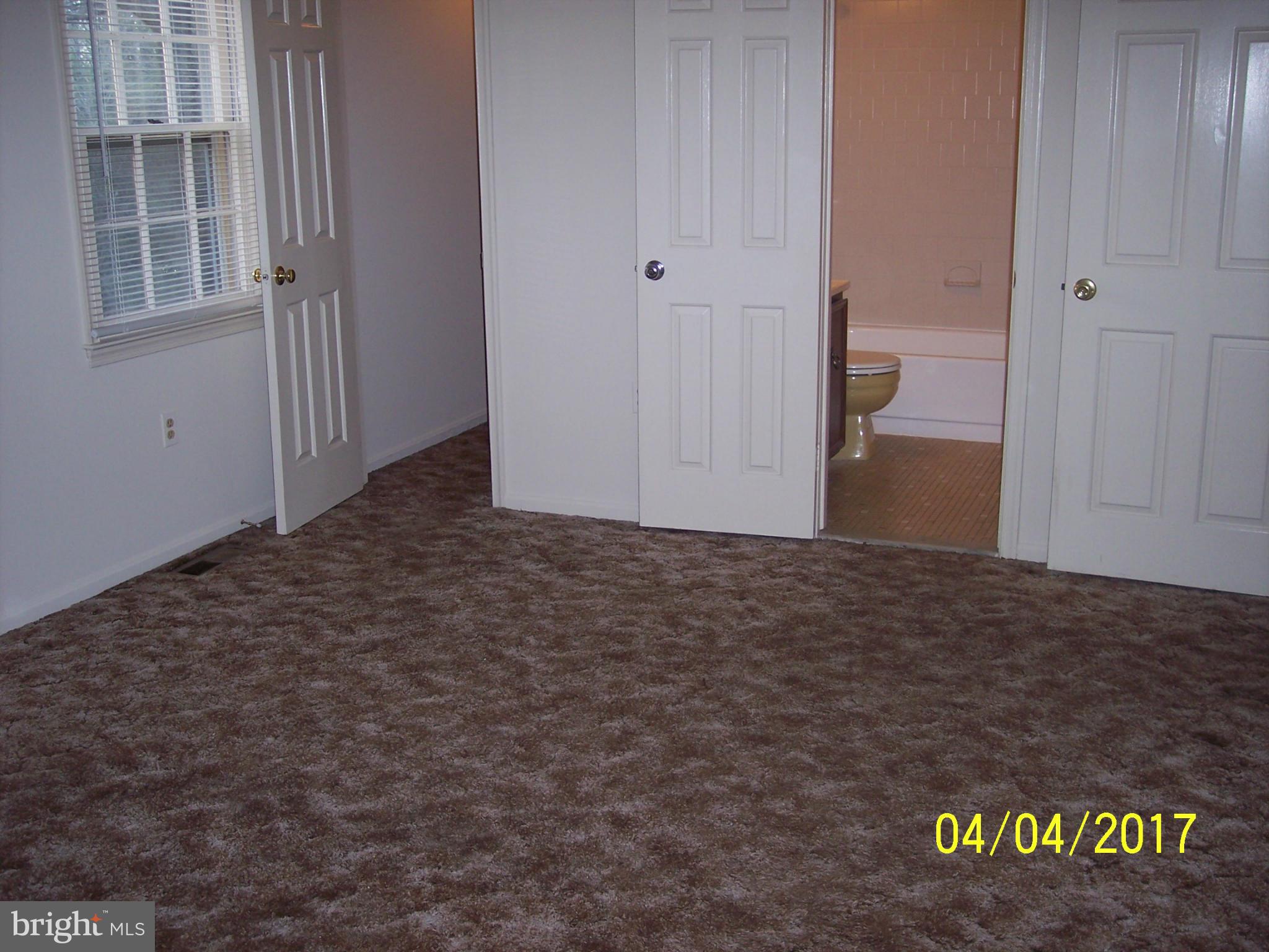 ST CHARLES WAKEFIELD - Residential Lease