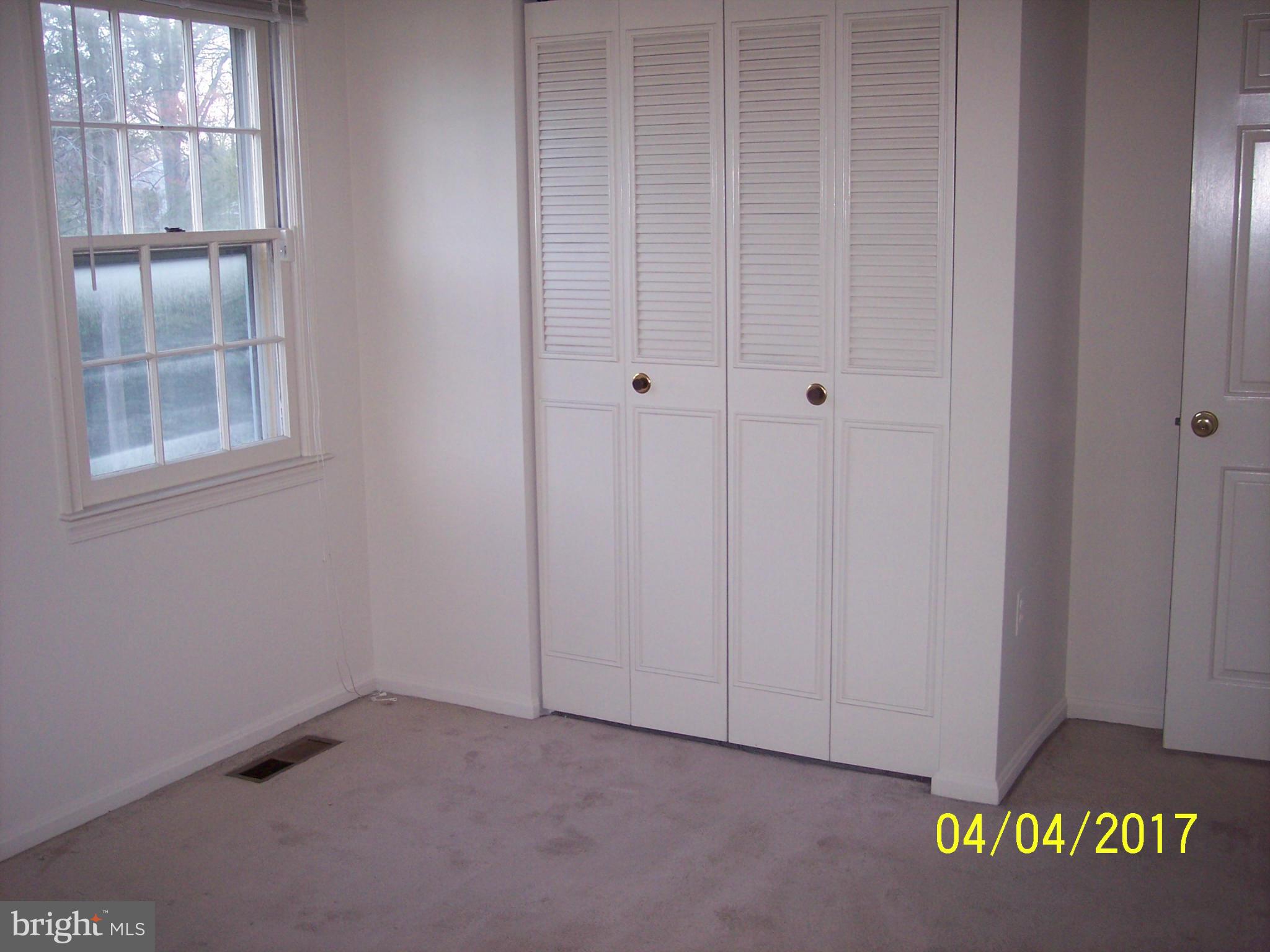 ST CHARLES WAKEFIELD - Residential Lease