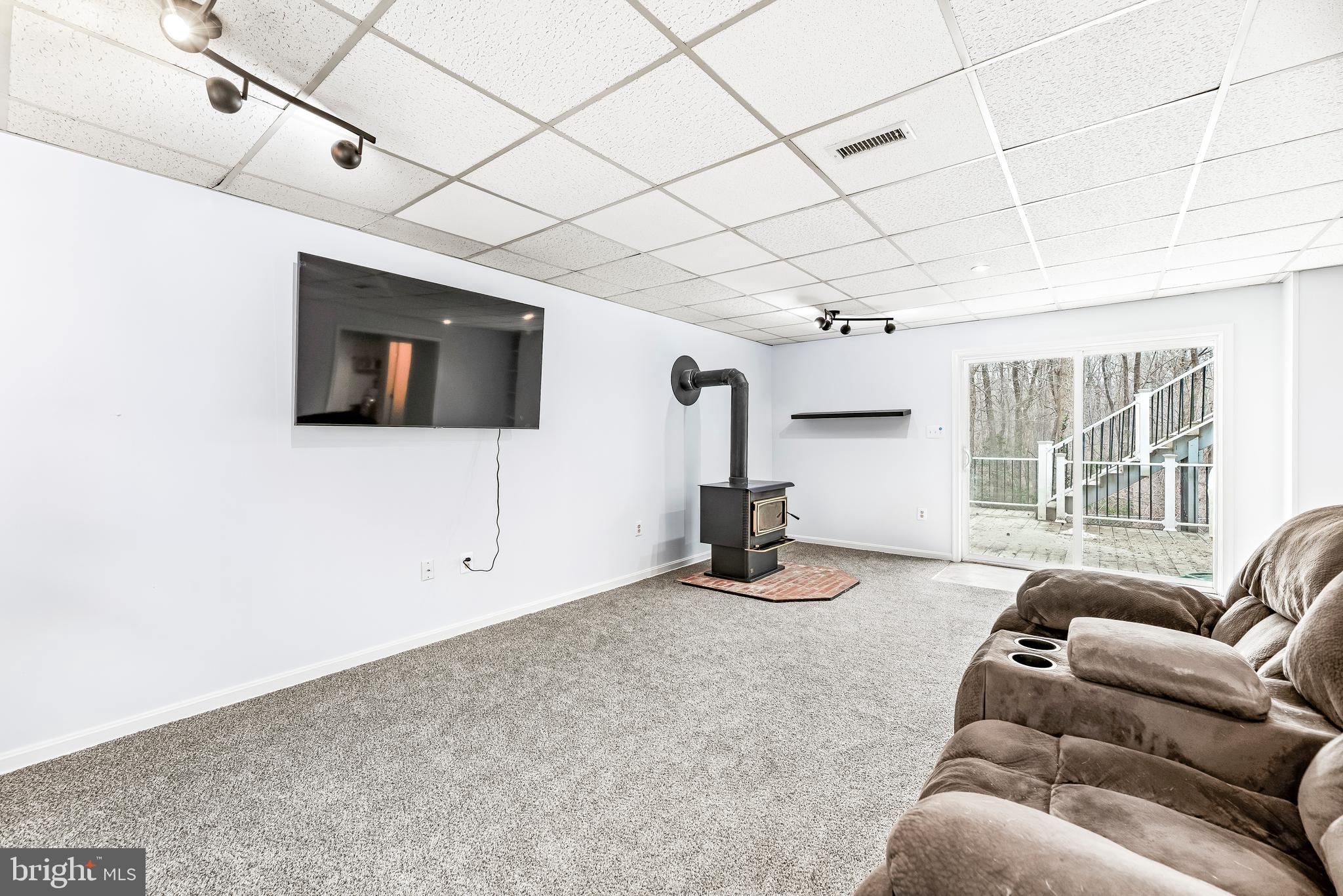 PARKERS CREEK KNOLLS - Residential