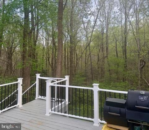 PARKERS CREEK KNOLLS - Residential