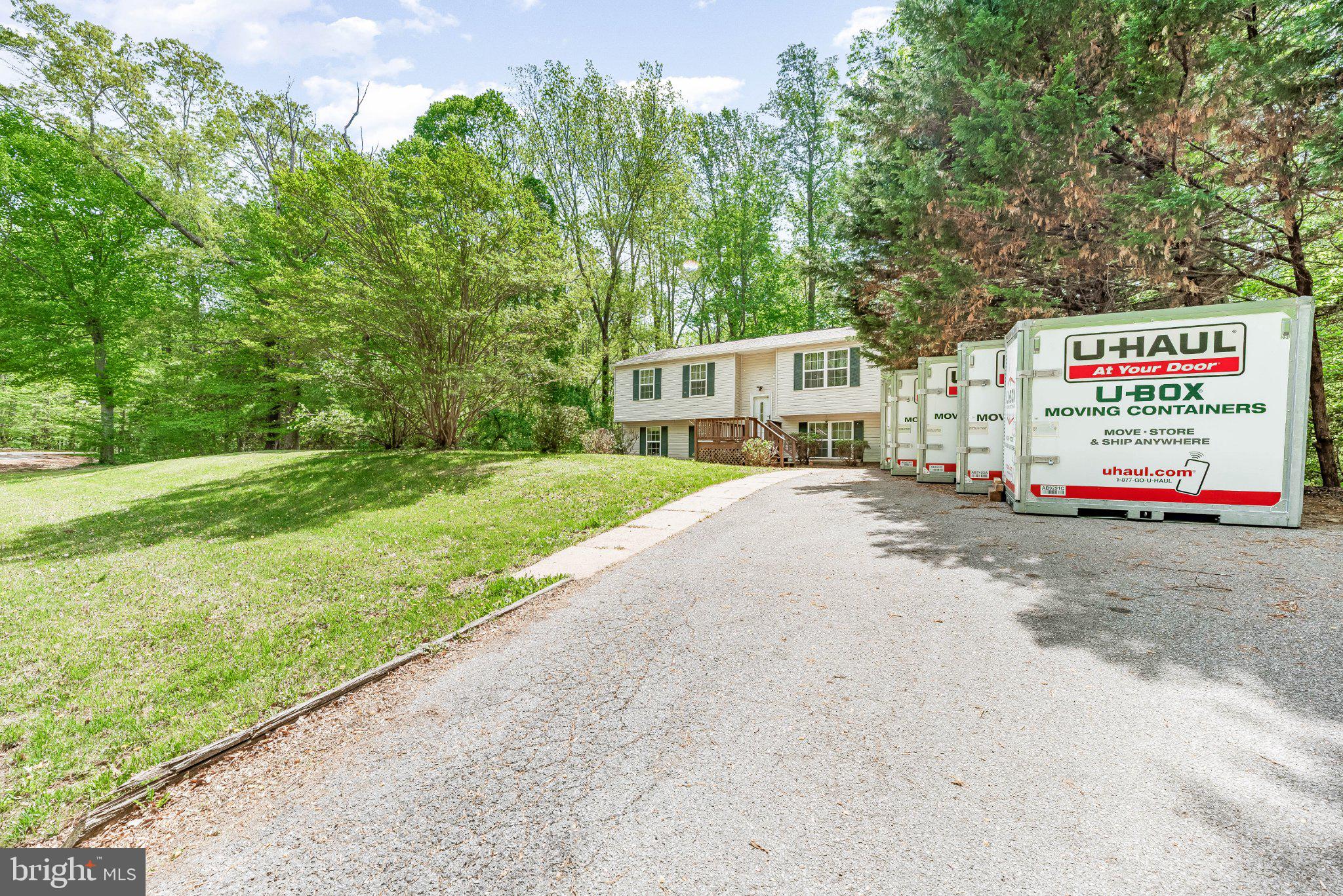 PARKERS CREEK KNOLLS - Residential