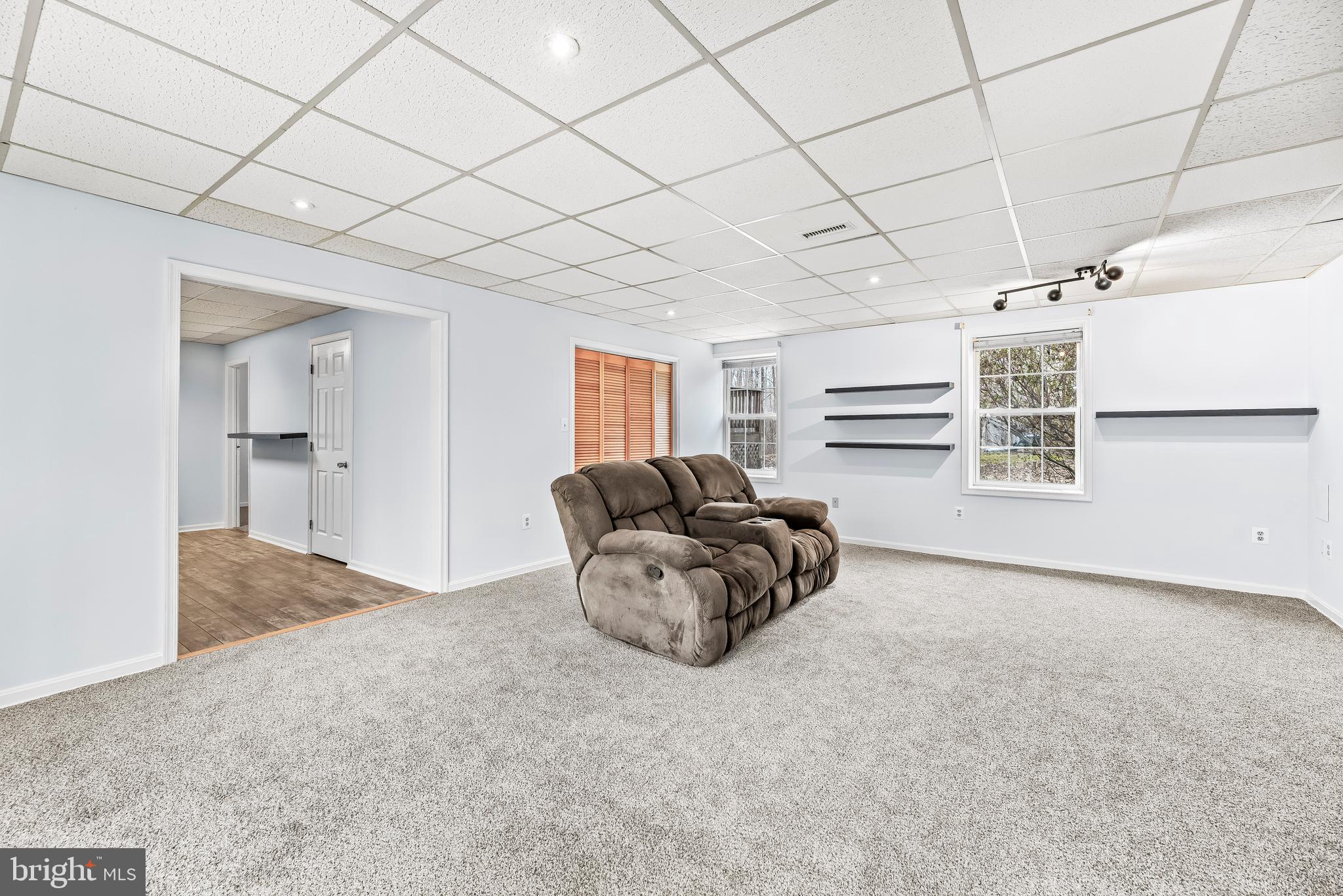 PARKERS CREEK KNOLLS - Residential