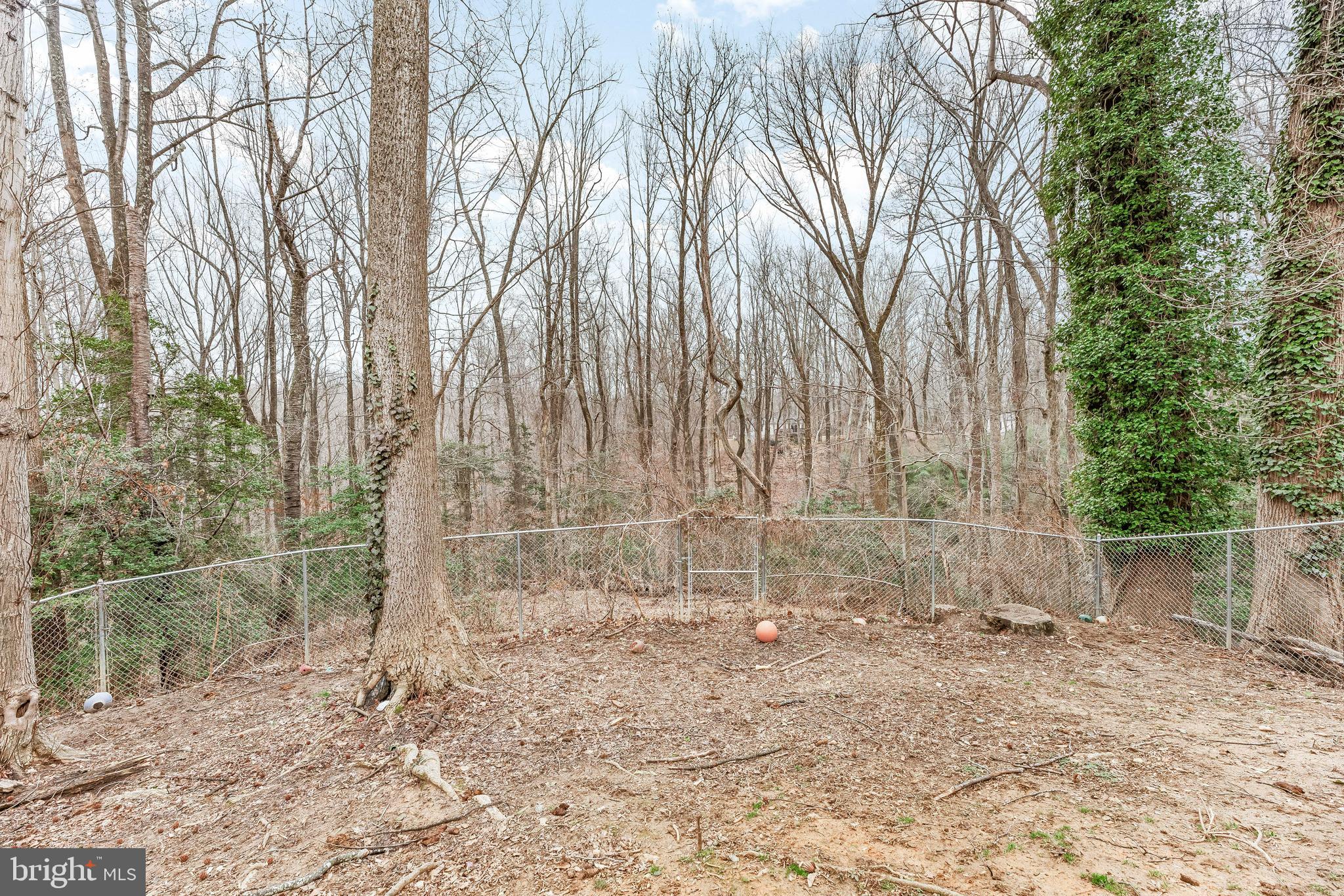 PARKERS CREEK KNOLLS - Residential