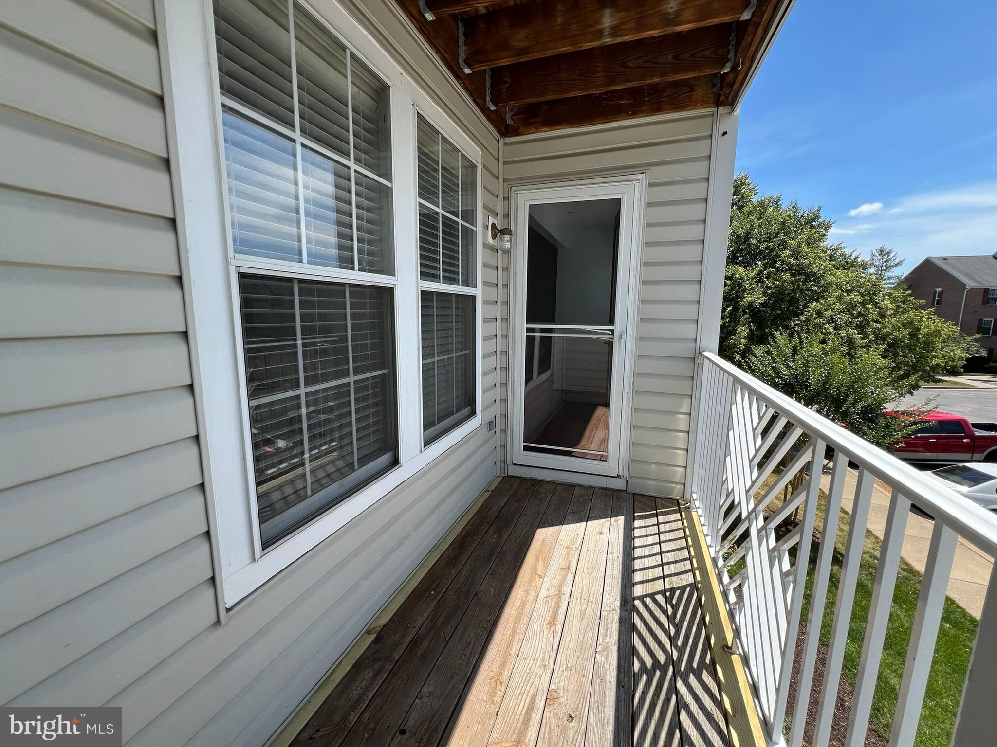 PINEY ORCHARD - Residential Lease