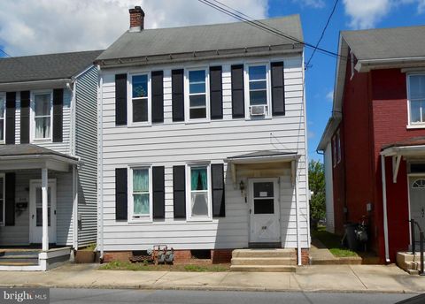 Photo of 16 W Stiegel Street, Manheim, PA 17545 (MLS # PALA2052406)