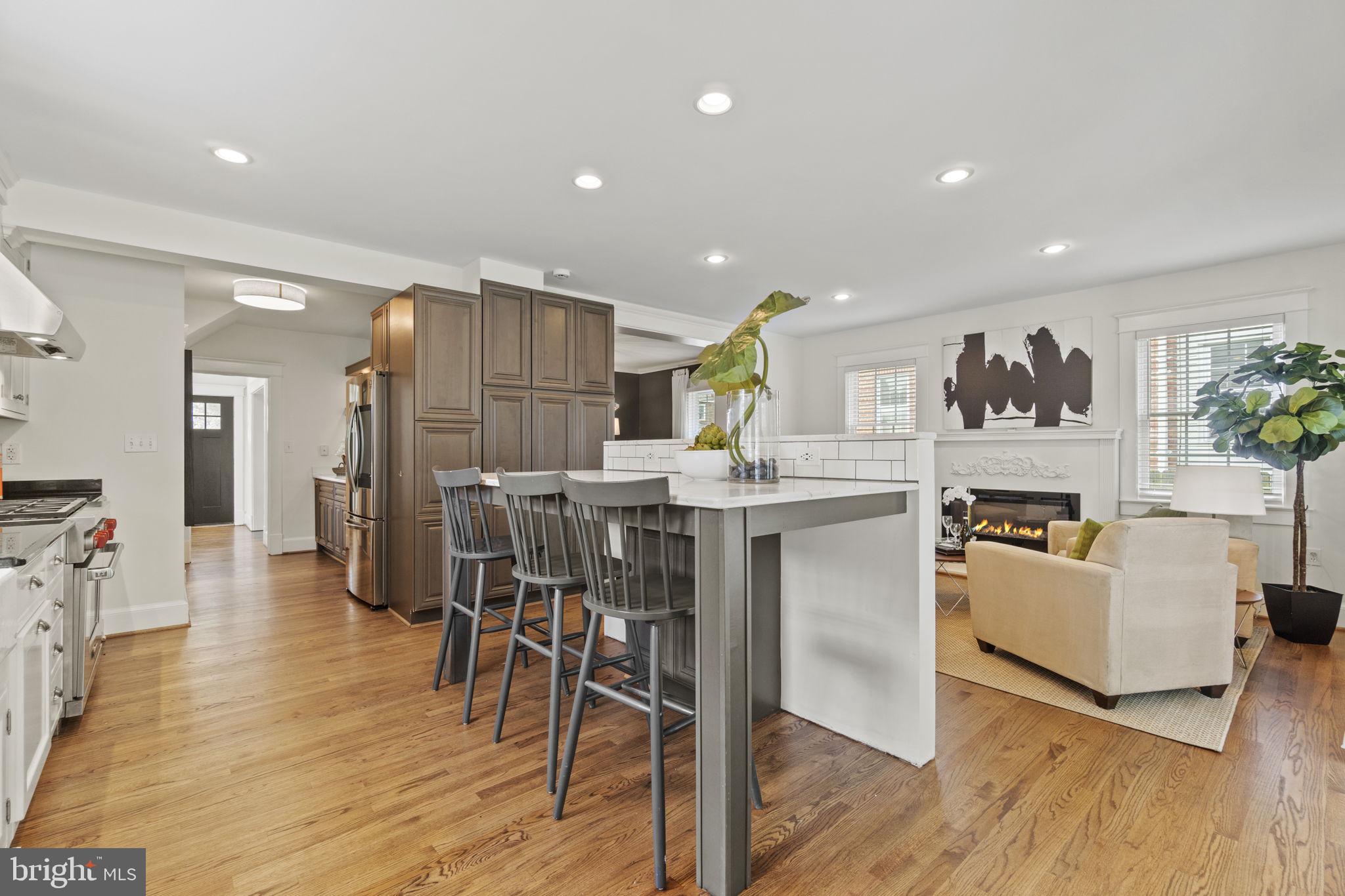 ROSEMONT - Residential