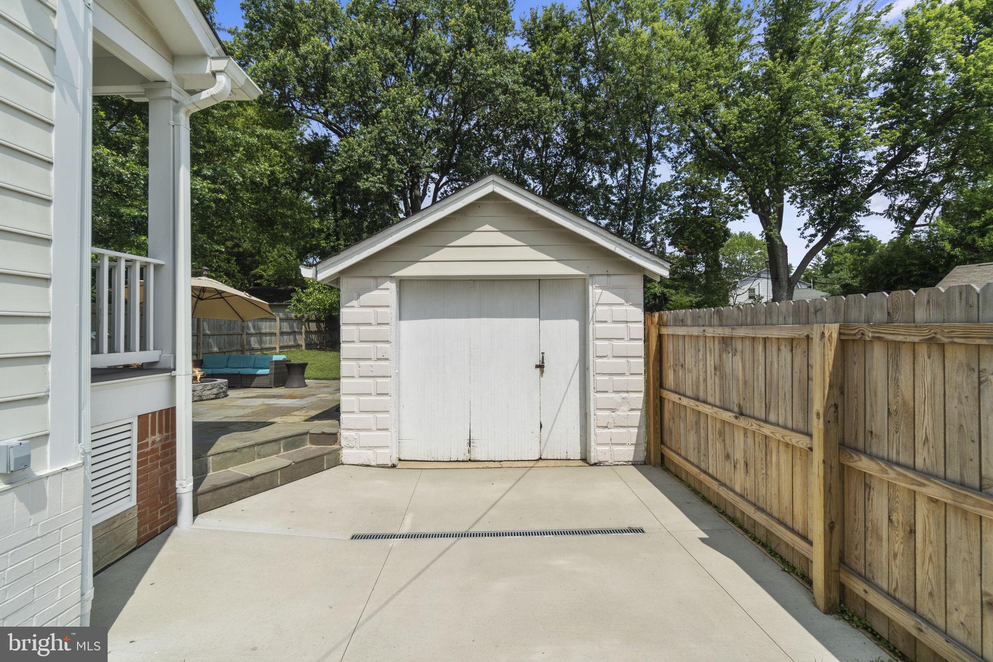 ROSEMONT - Residential