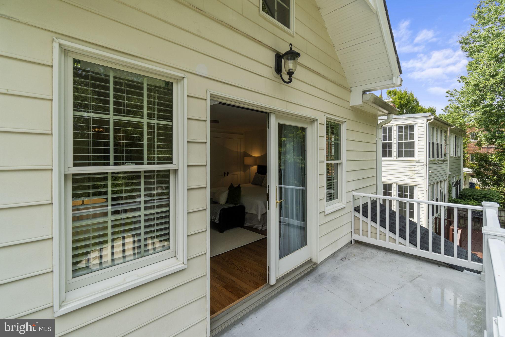 ROSEMONT - Residential