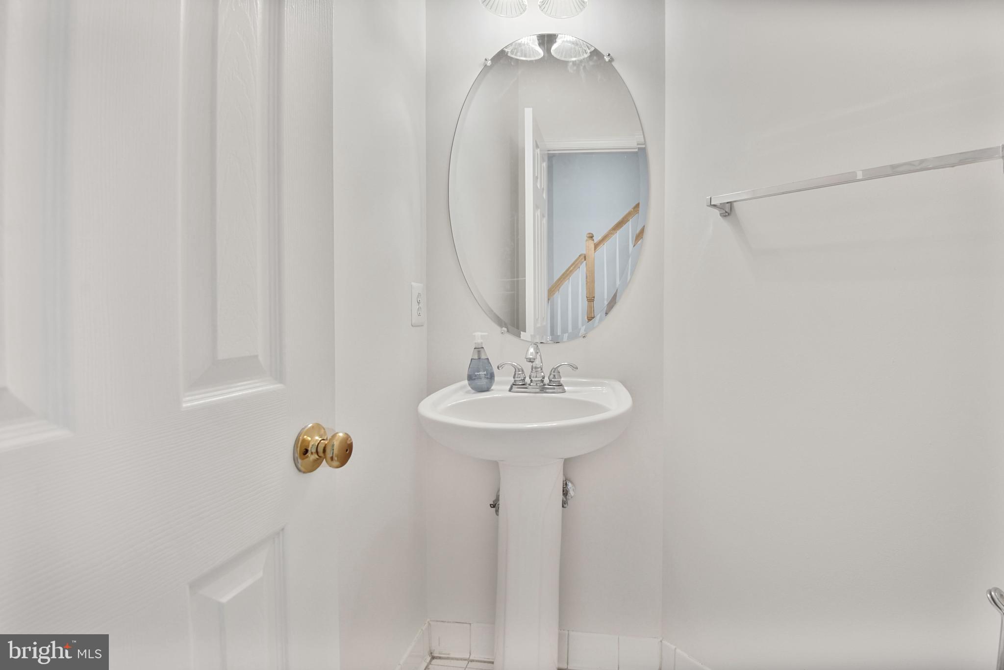 POTOMAC LAKES - Residential