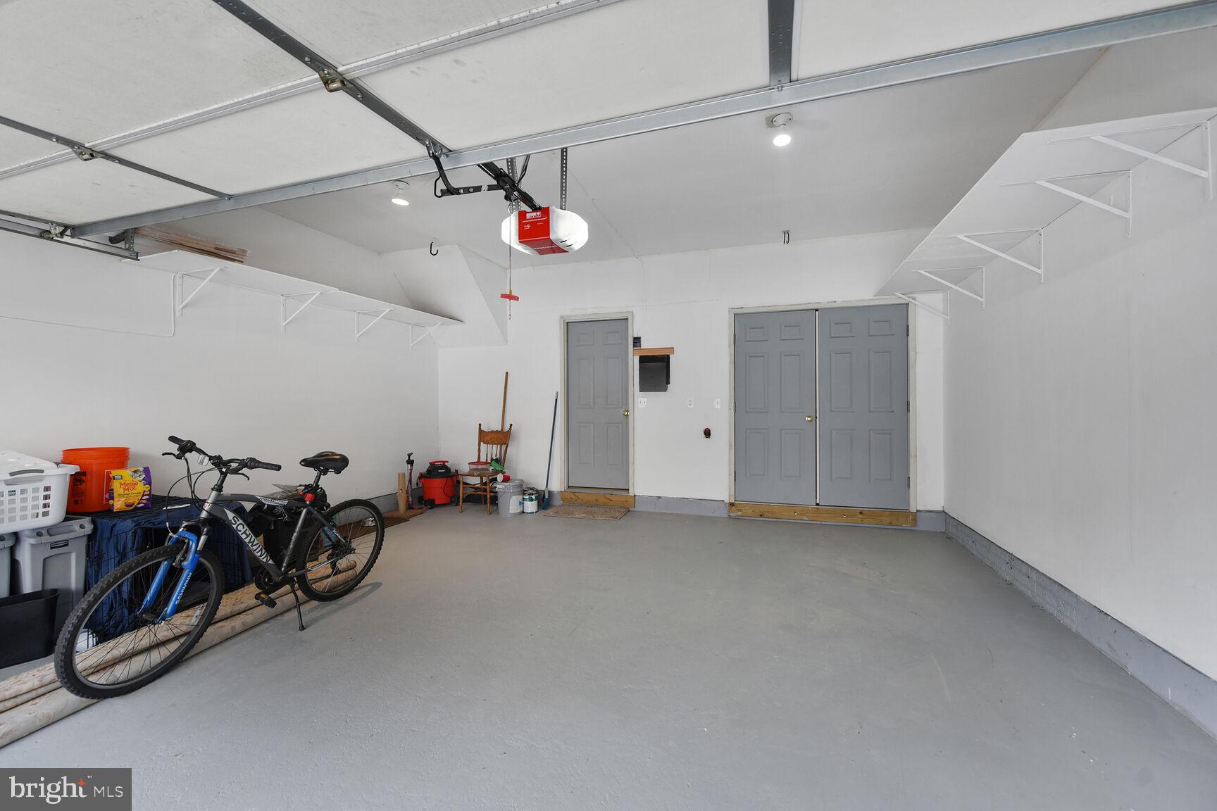 POTOMAC LAKES - Residential