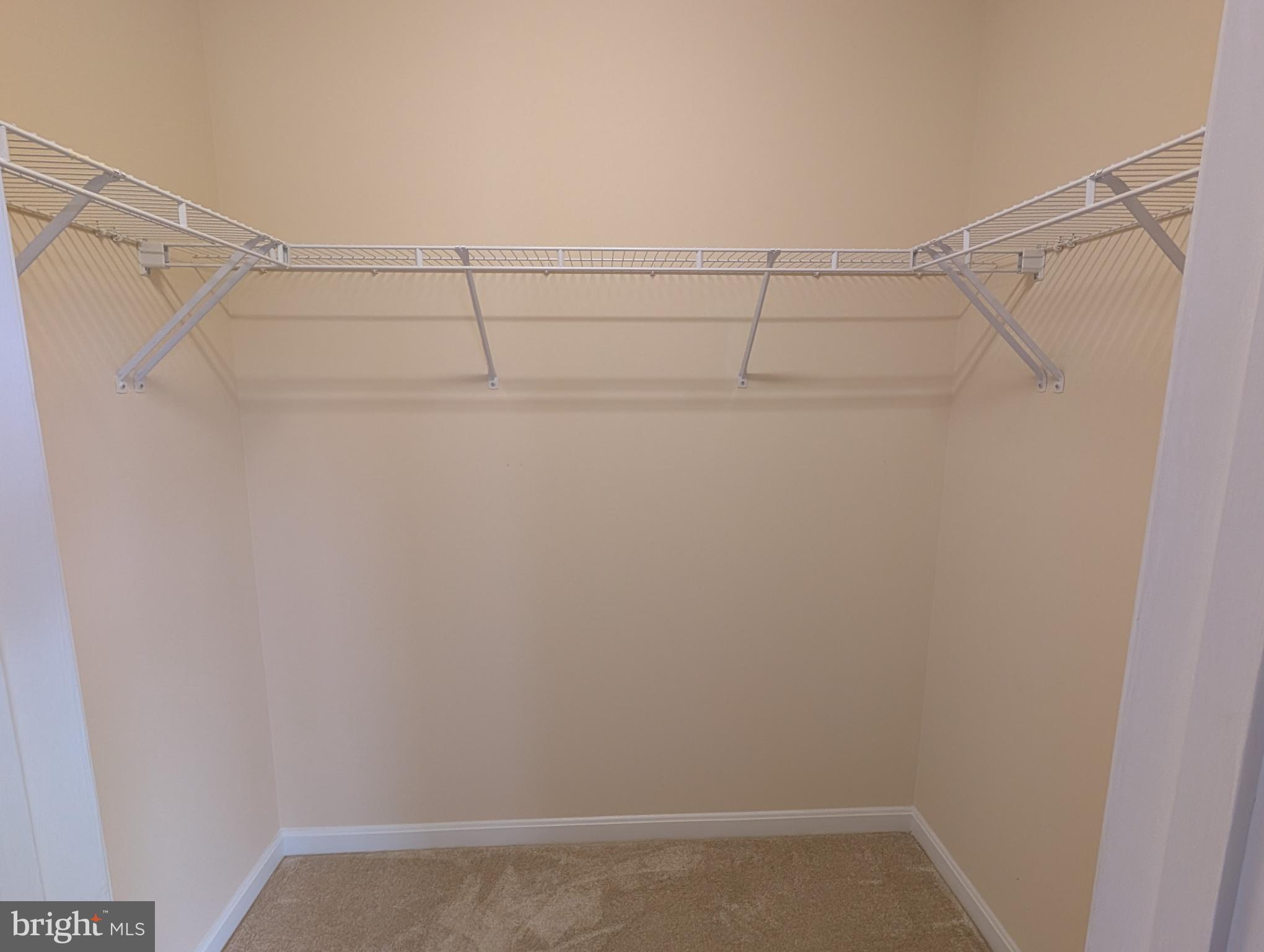 POTOMAC LAKES - Residential