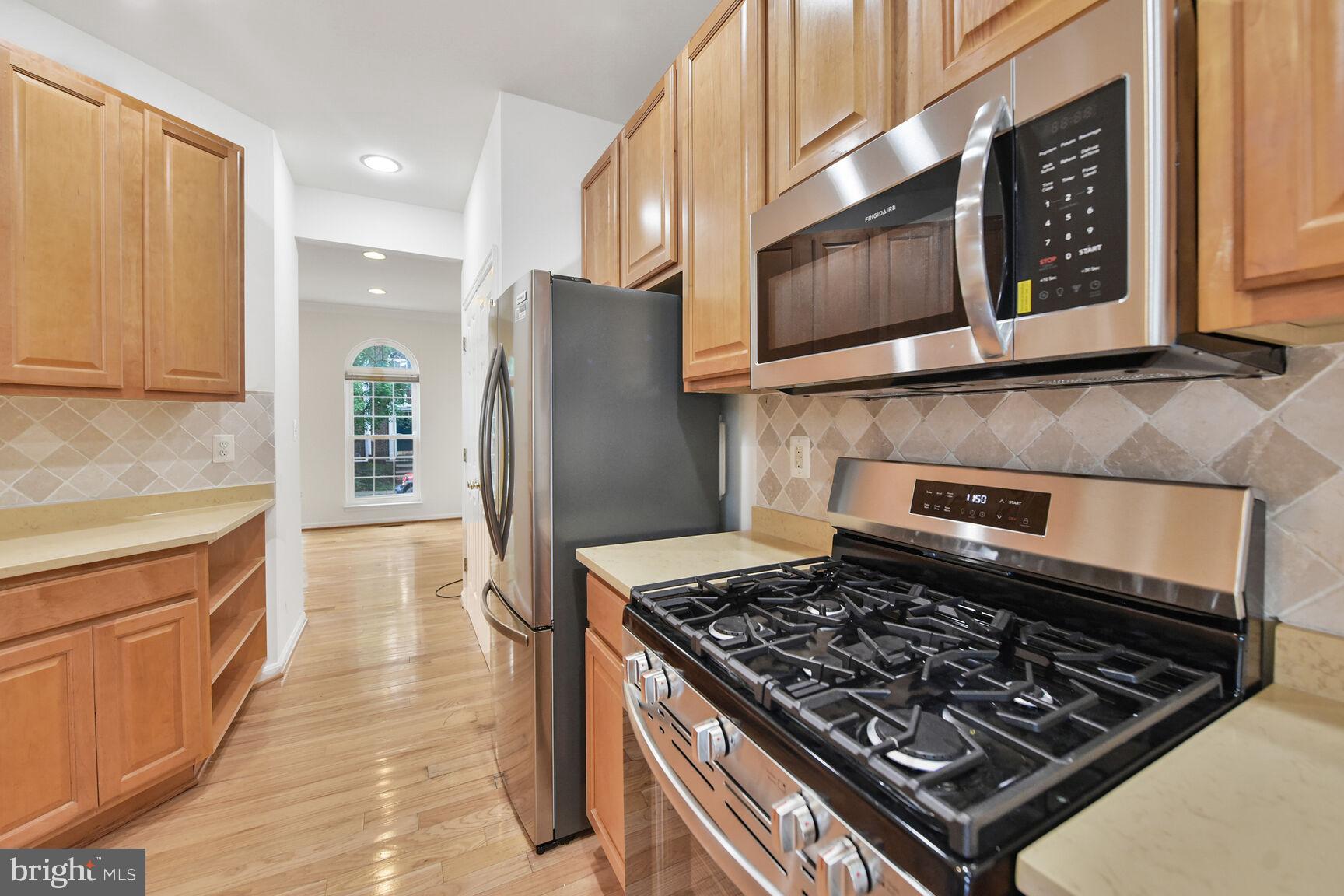 POTOMAC LAKES - Residential