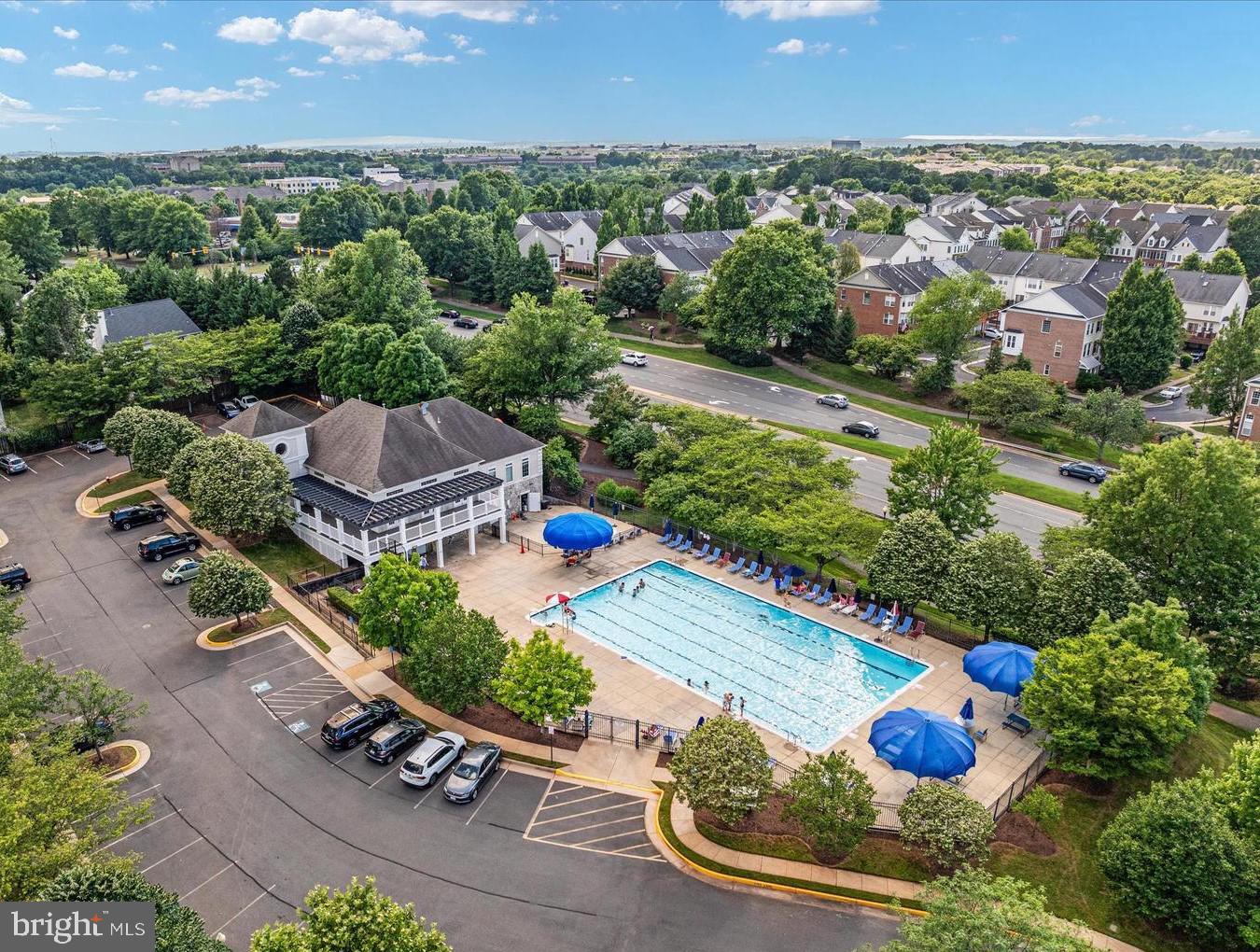 POTOMAC LAKES - Residential