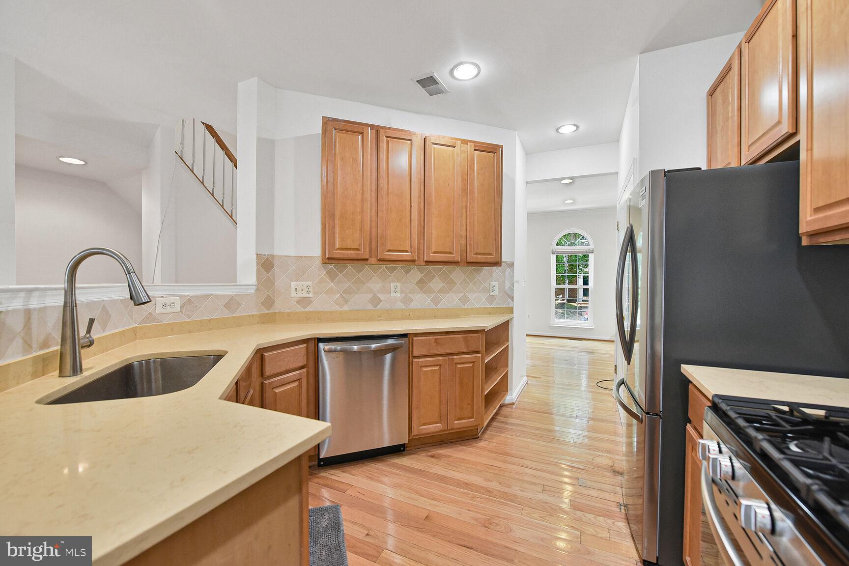 POTOMAC LAKES - Residential