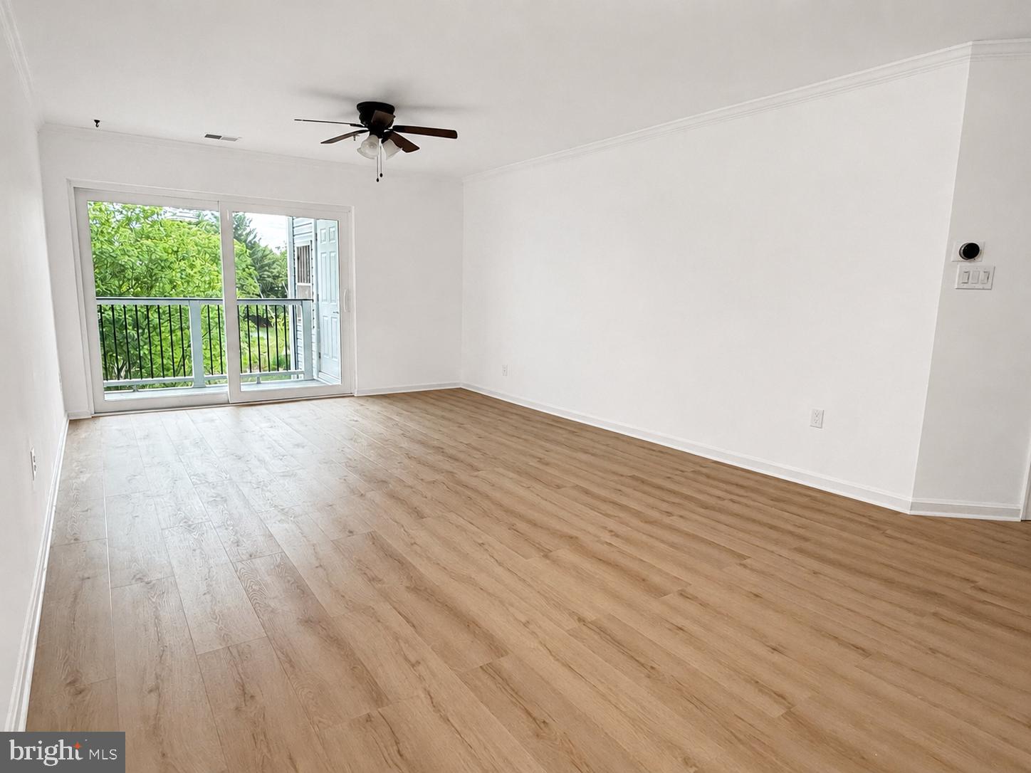 ASHBURN VILLAGE - Residential