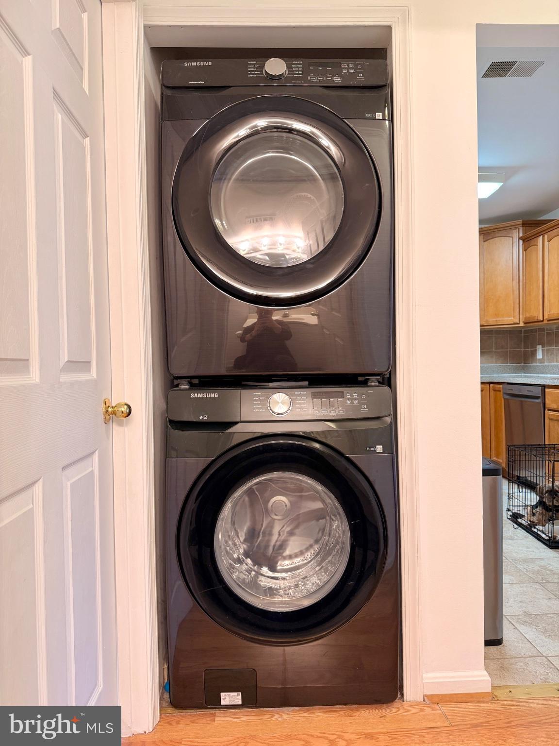 ASHBURN VILLAGE - Residential