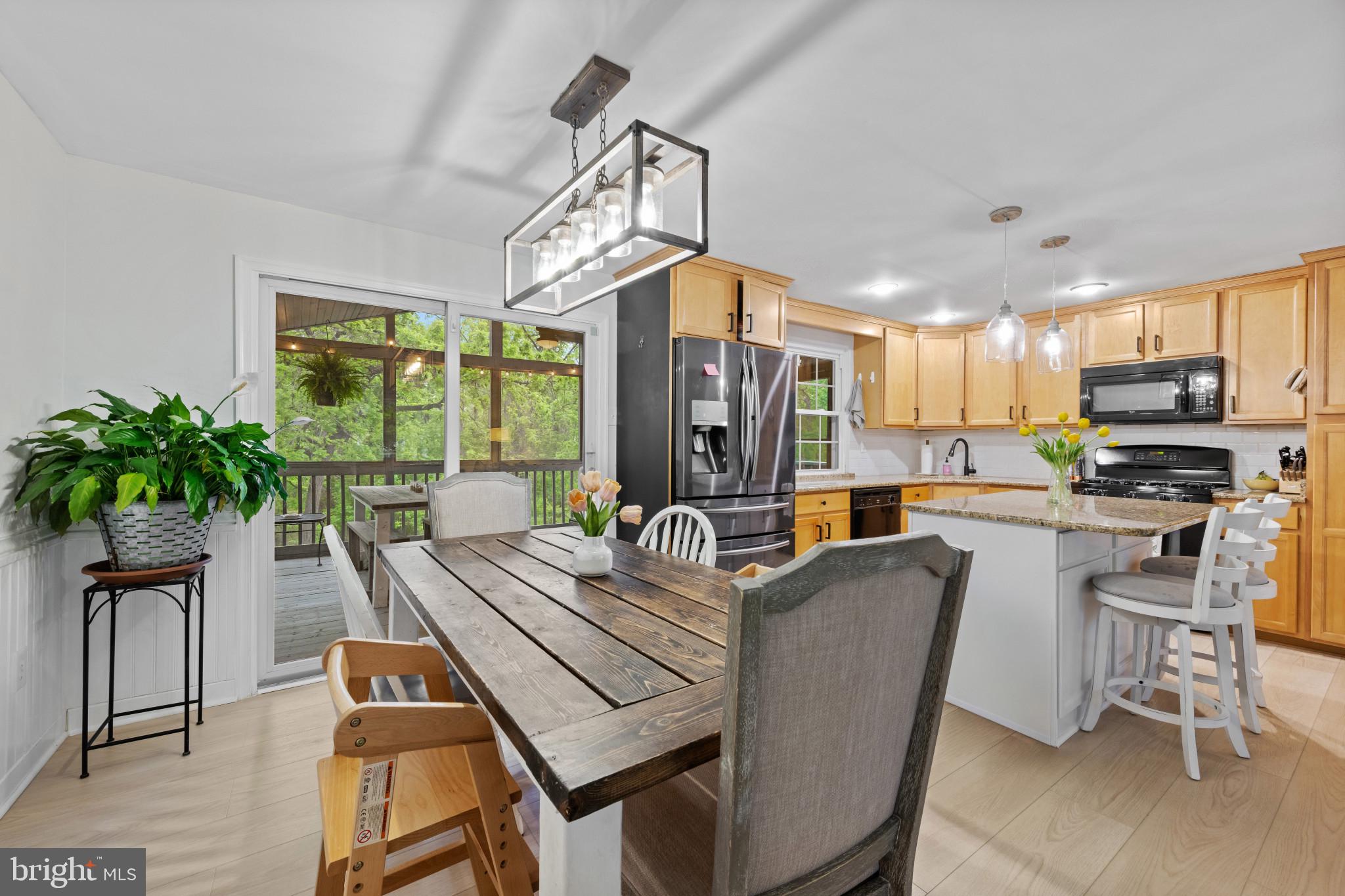 TIMBER GROVE - Residential