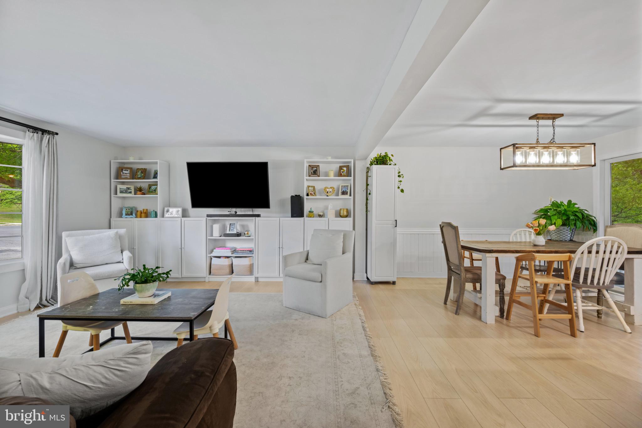 TIMBER GROVE - Residential
