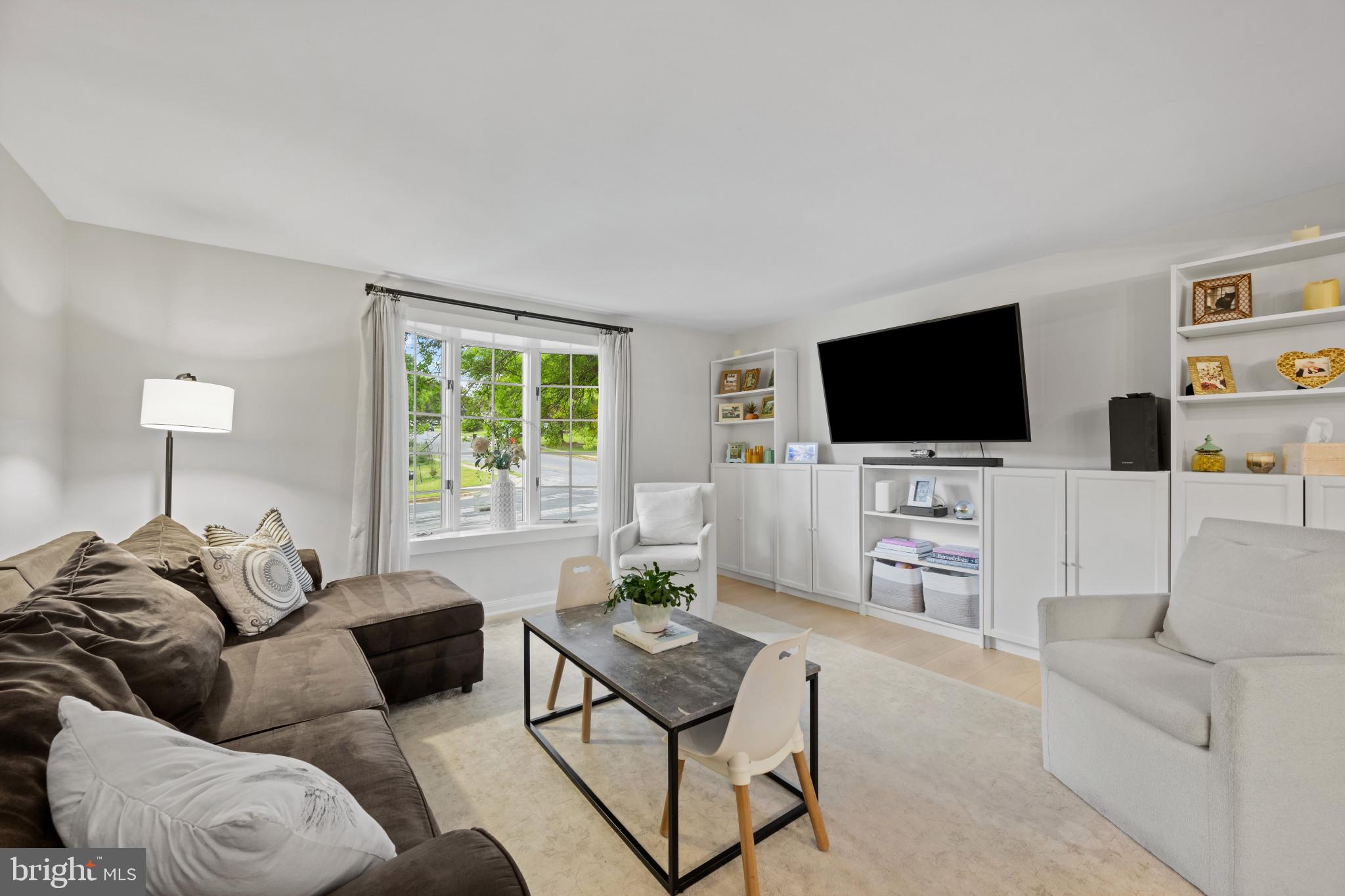 TIMBER GROVE - Residential