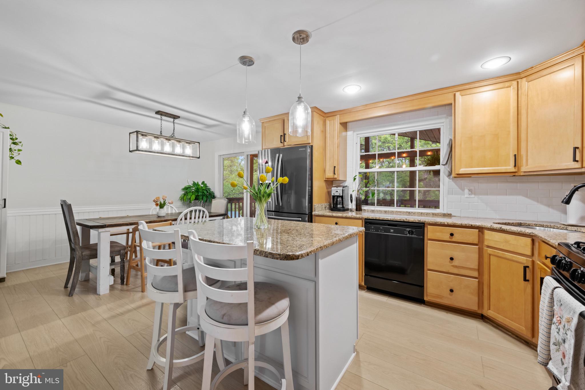 TIMBER GROVE - Residential