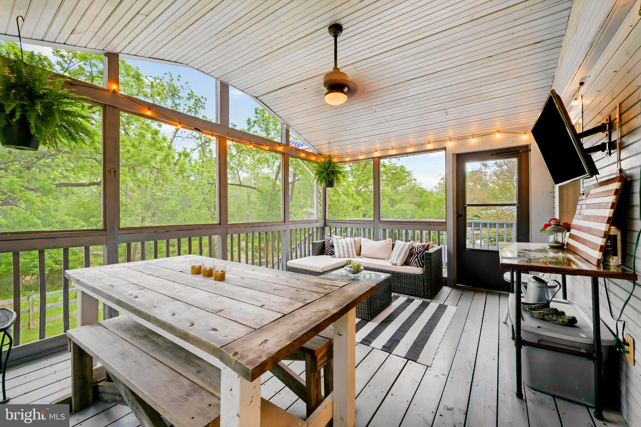 TIMBER GROVE - Residential
