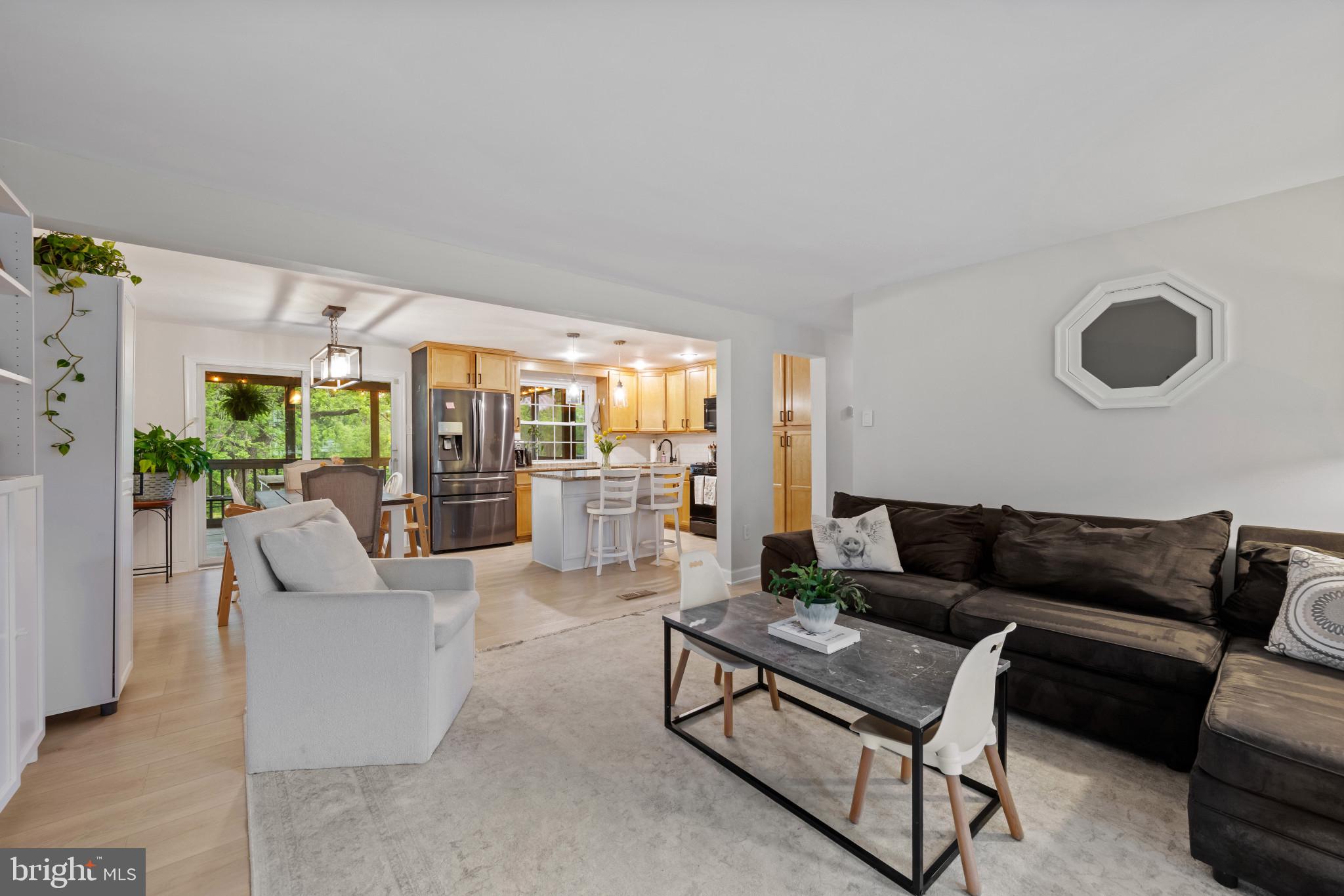 TIMBER GROVE - Residential