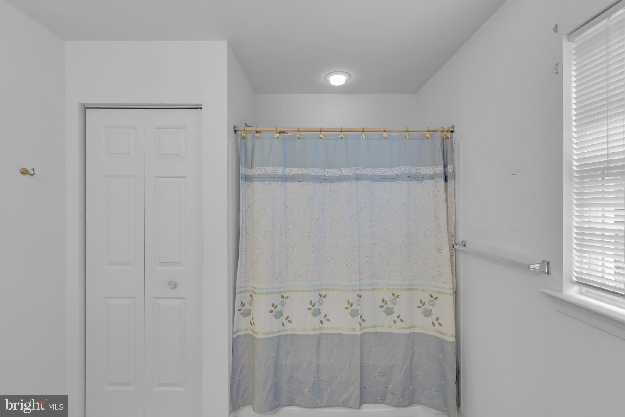 DALTON GLEN - Residential